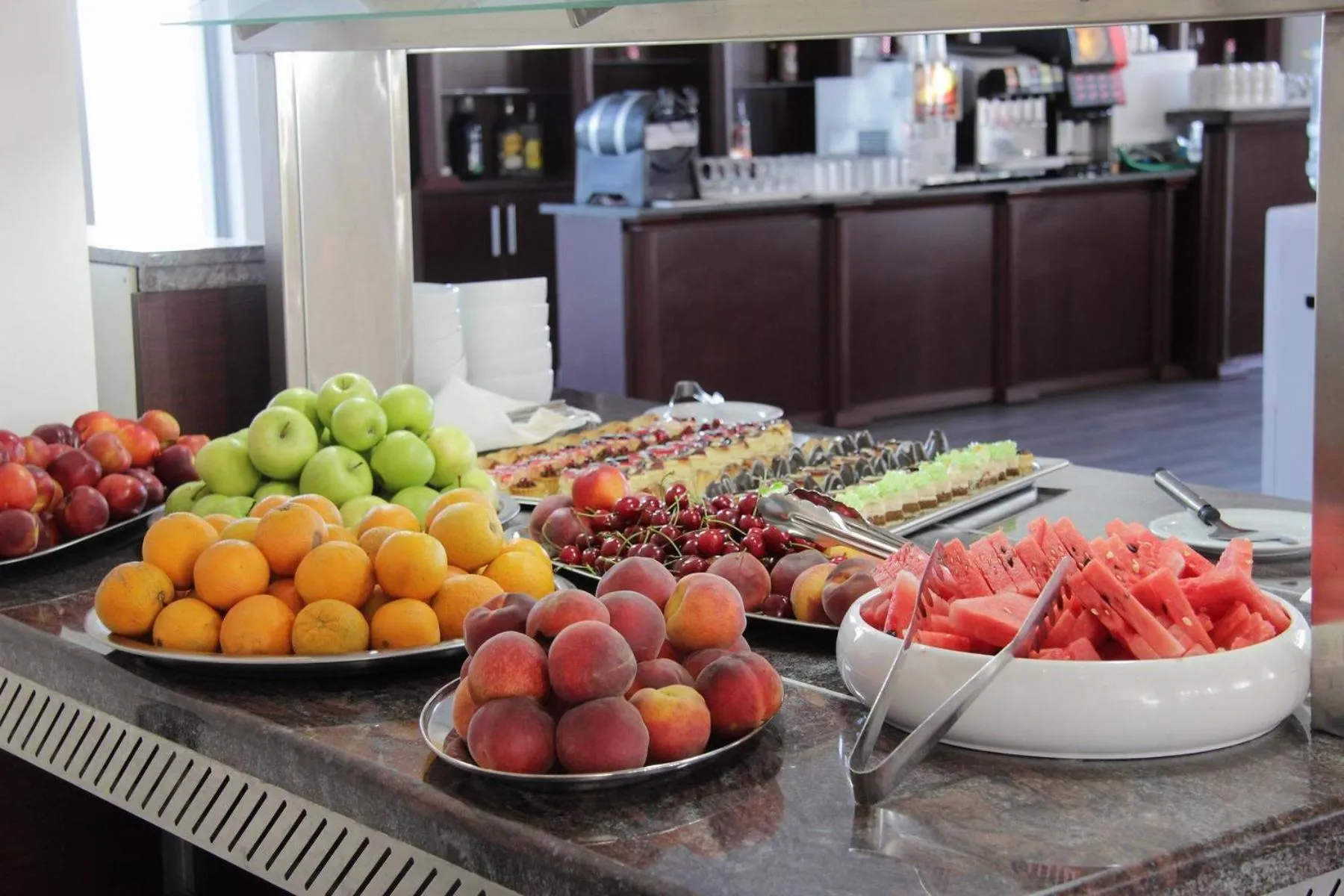 Food in Moonlight Hotel - All Inclusive