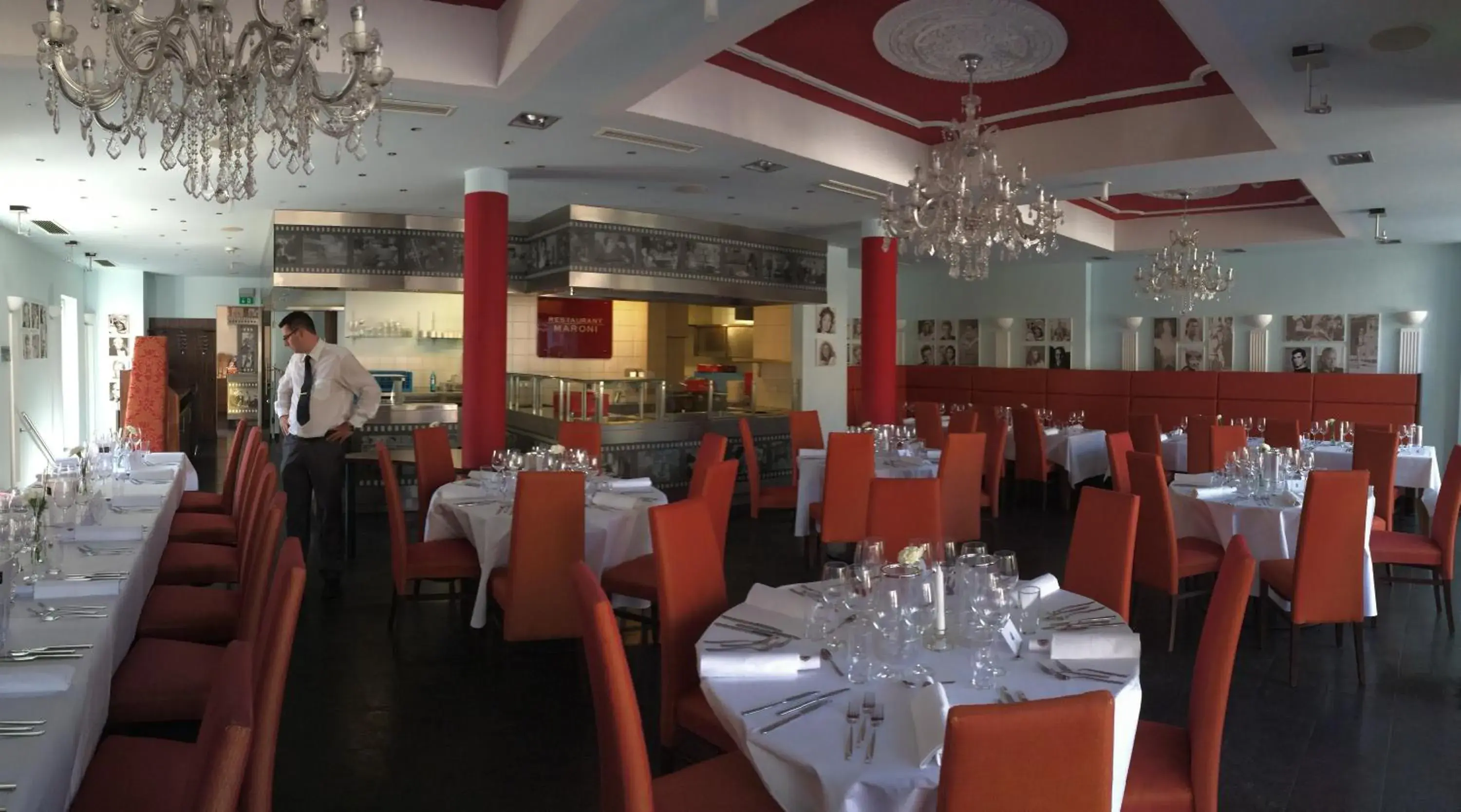 Banquet/Function facilities, Restaurant/Places to Eat in CineHotel Maroni