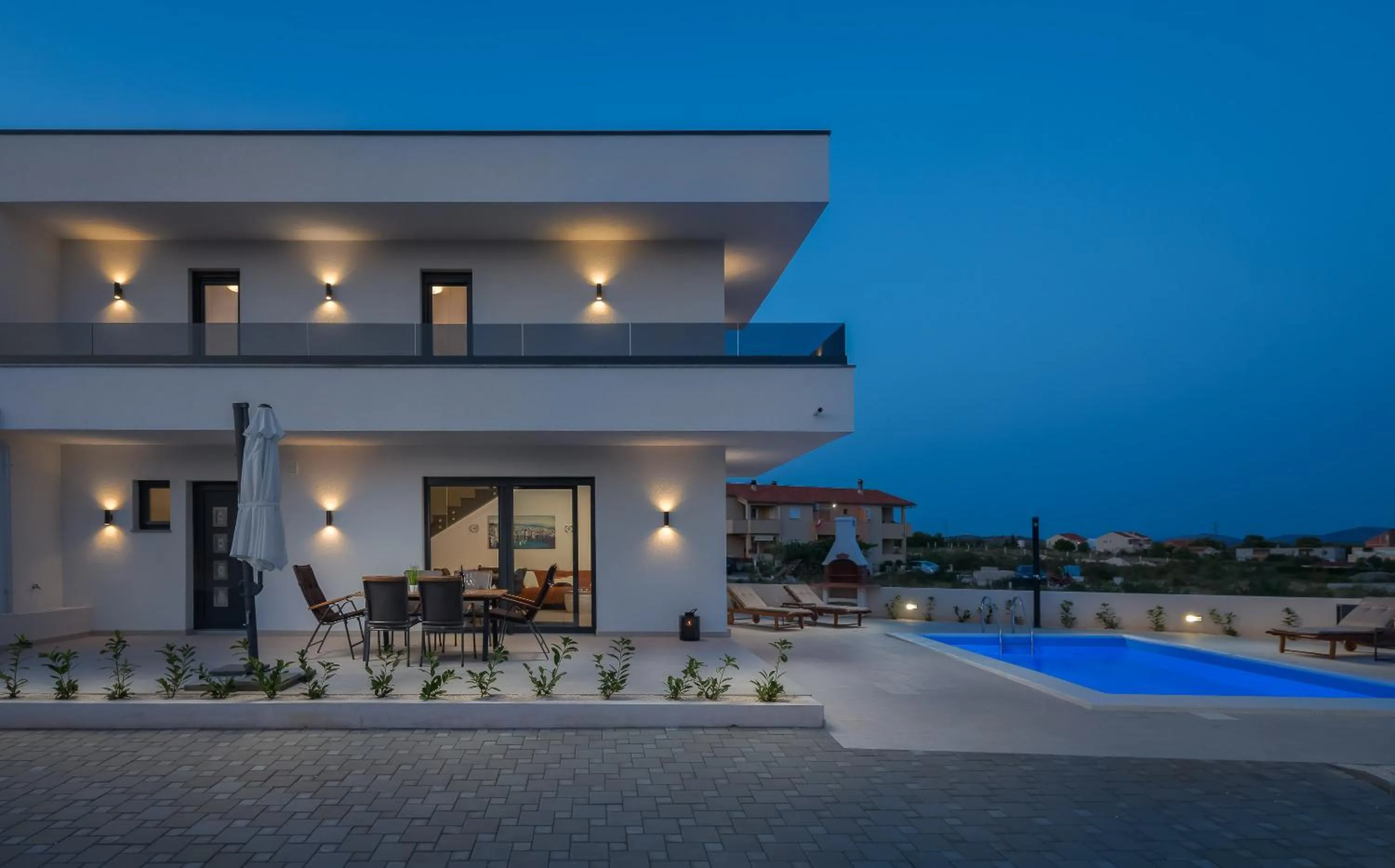 Property building in Villa Bettina
