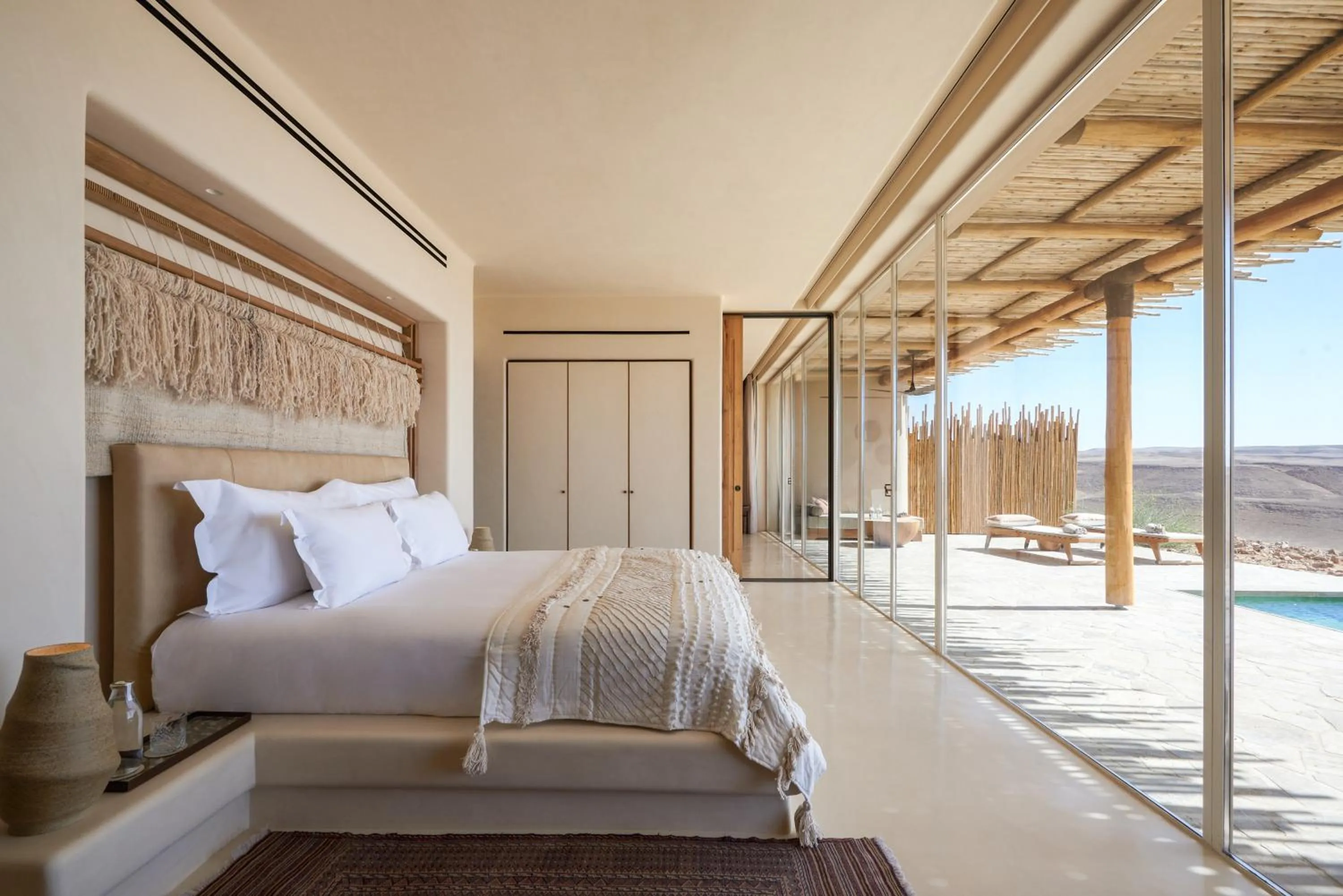 Bed in Six Senses Shaharut