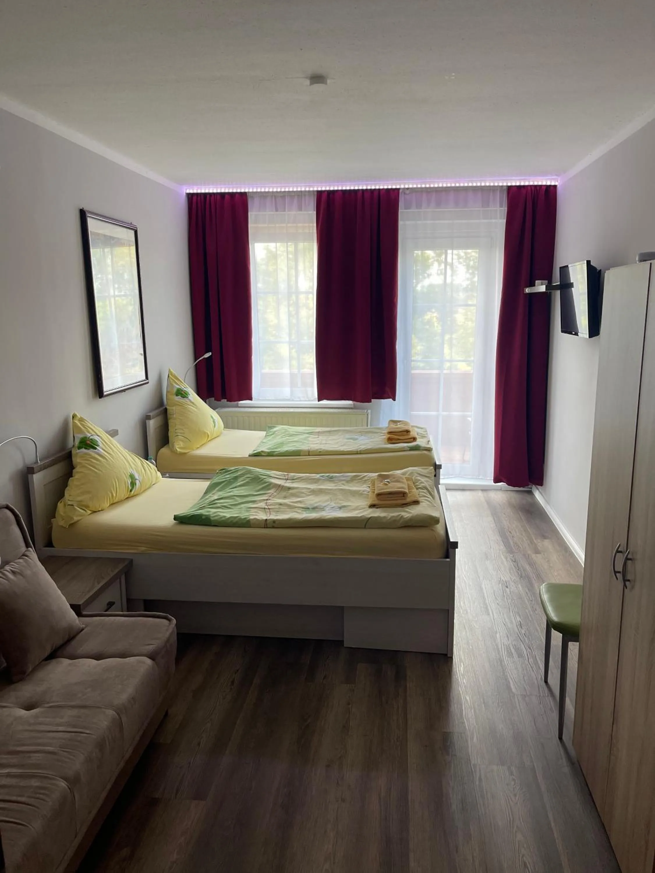 Bed in Gasthof Alter Felsenkeller