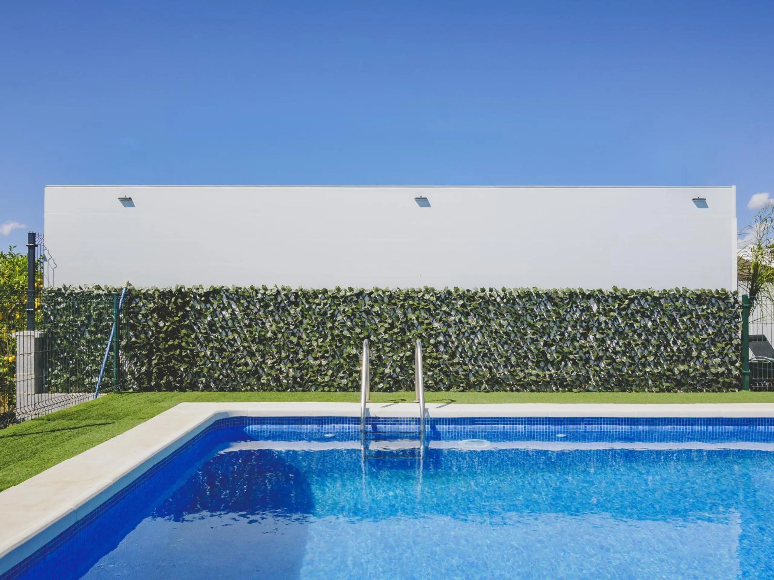 Swimming pool in Cubo's Casa Fernando