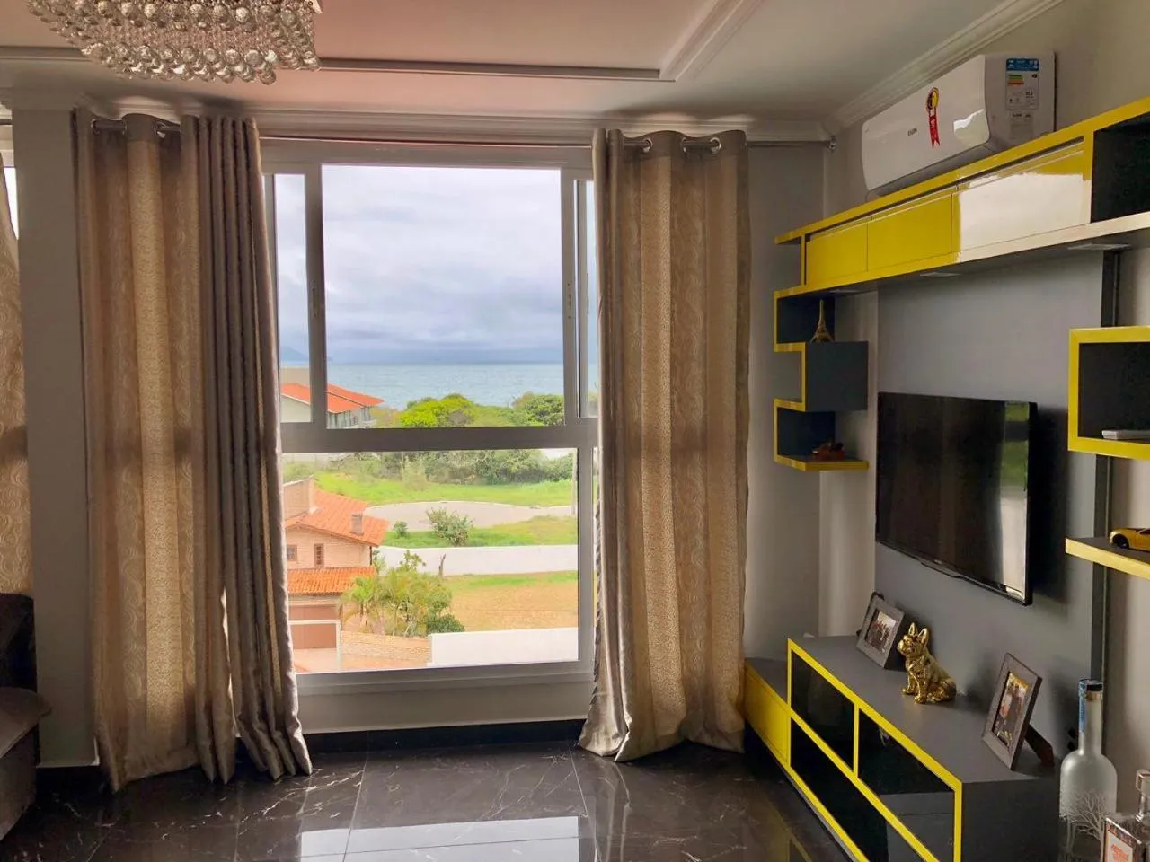 Living room in 330 METROS DO MAR, PRAIA DOS INGLESES, Piske Imóveis