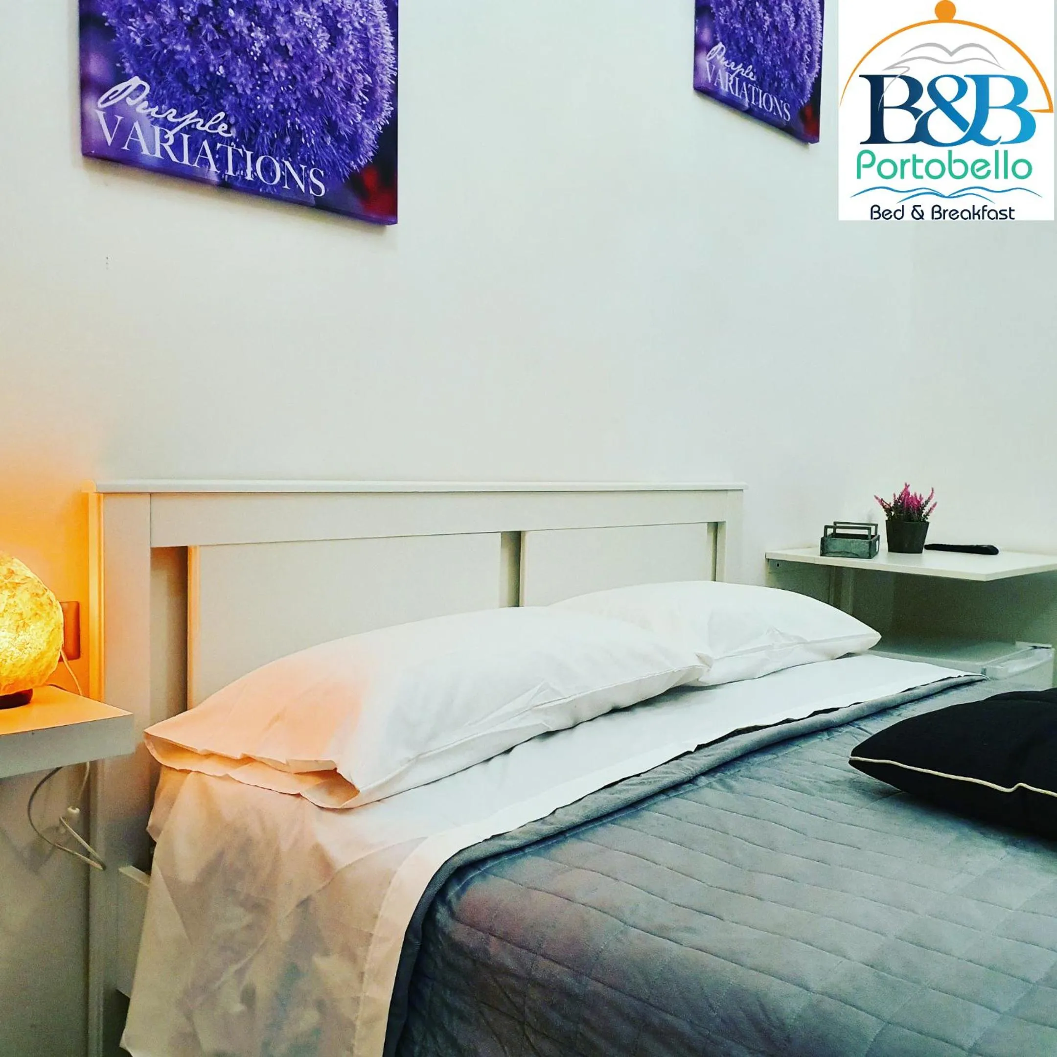 Bed in B&B Portobello