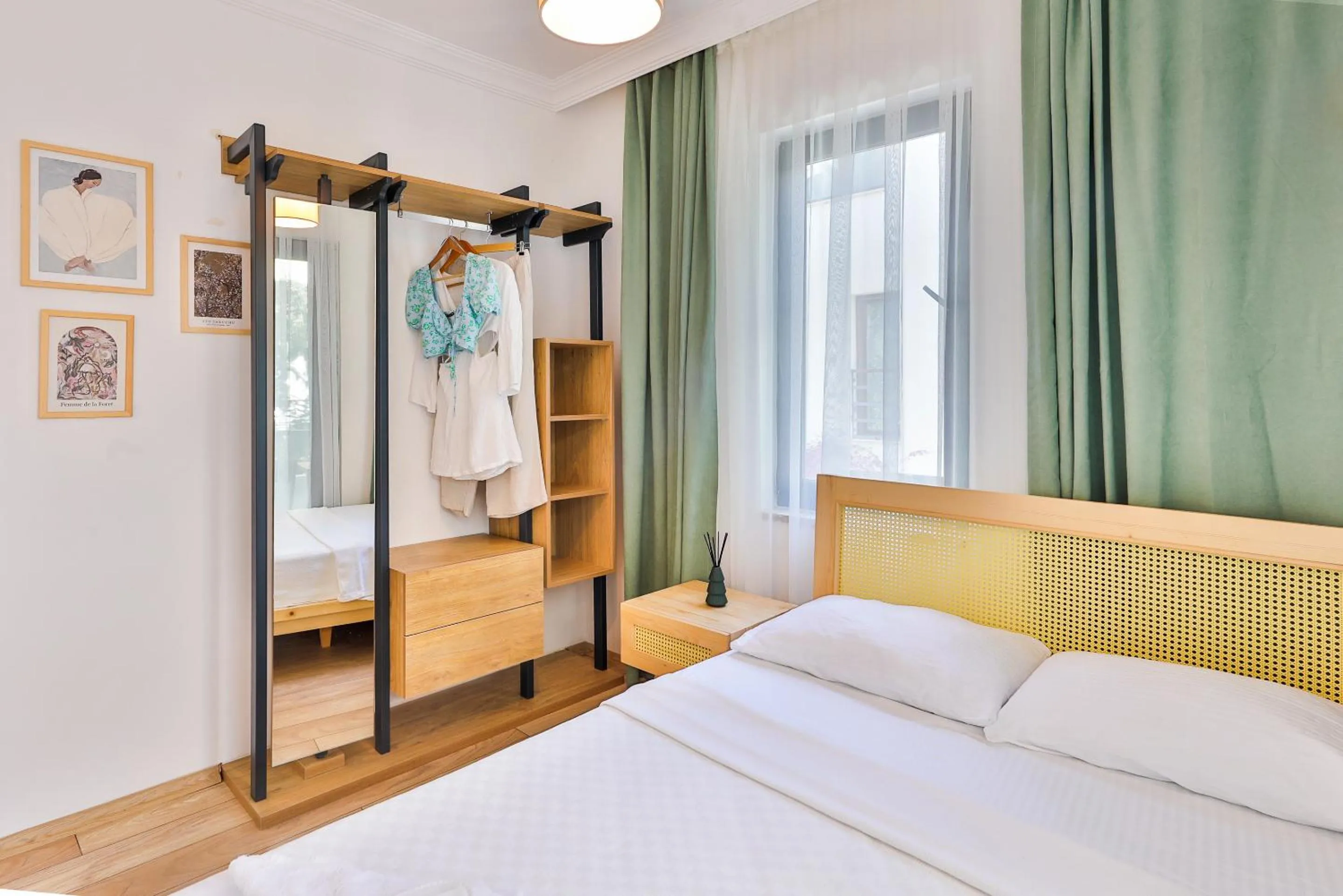 Photo of the whole room, Bed in Bahar Pansiyon