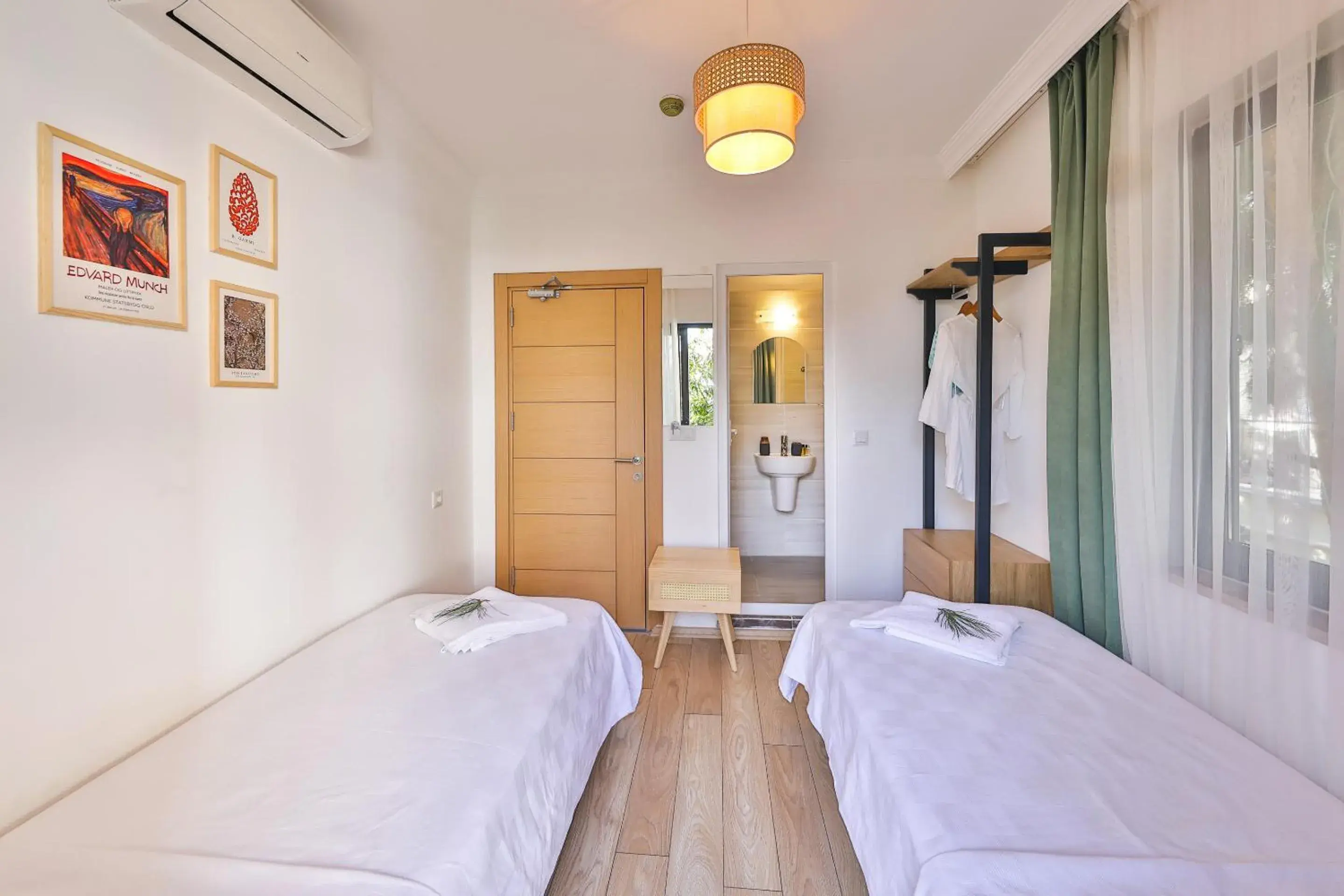 Standard Twin Room in Bahar Pansiyon Standard Twin Room in Bahar Pansiyon