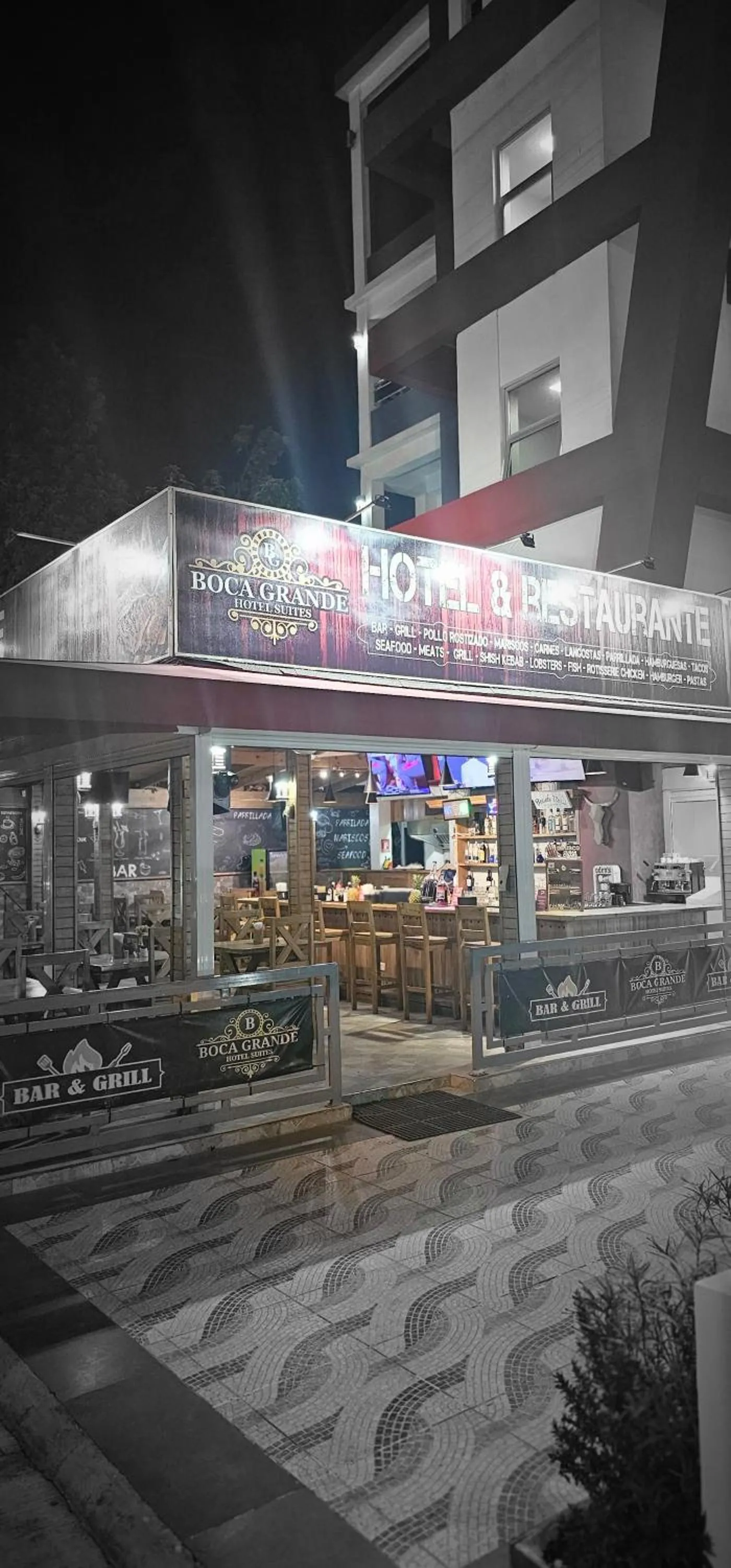 Restaurant/places to eat in Boca Grande Hotel Suites