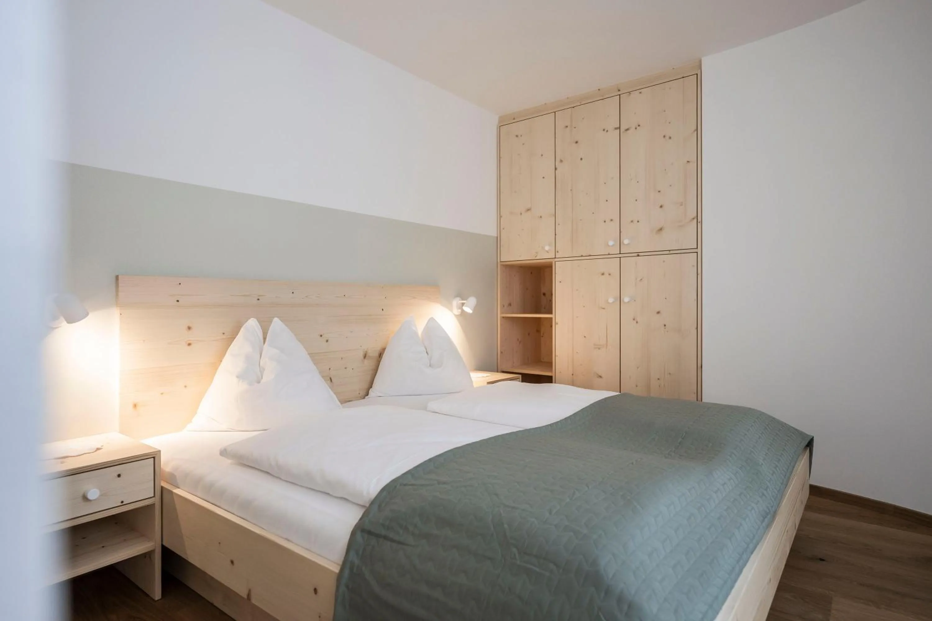 Photo of the whole room, Bed in Villa Rainer Sexten