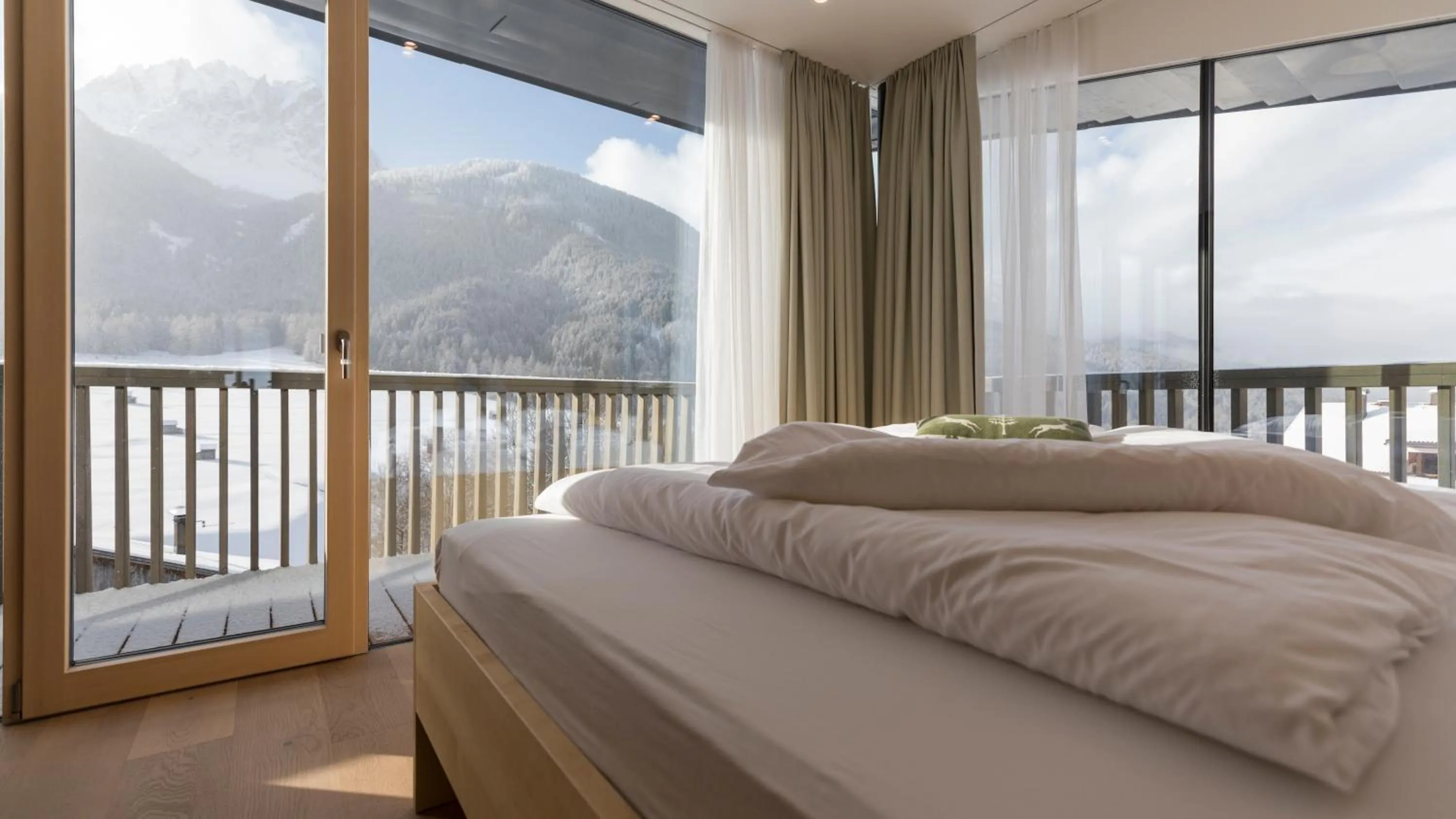 Bed in Villa Rainer Sexten