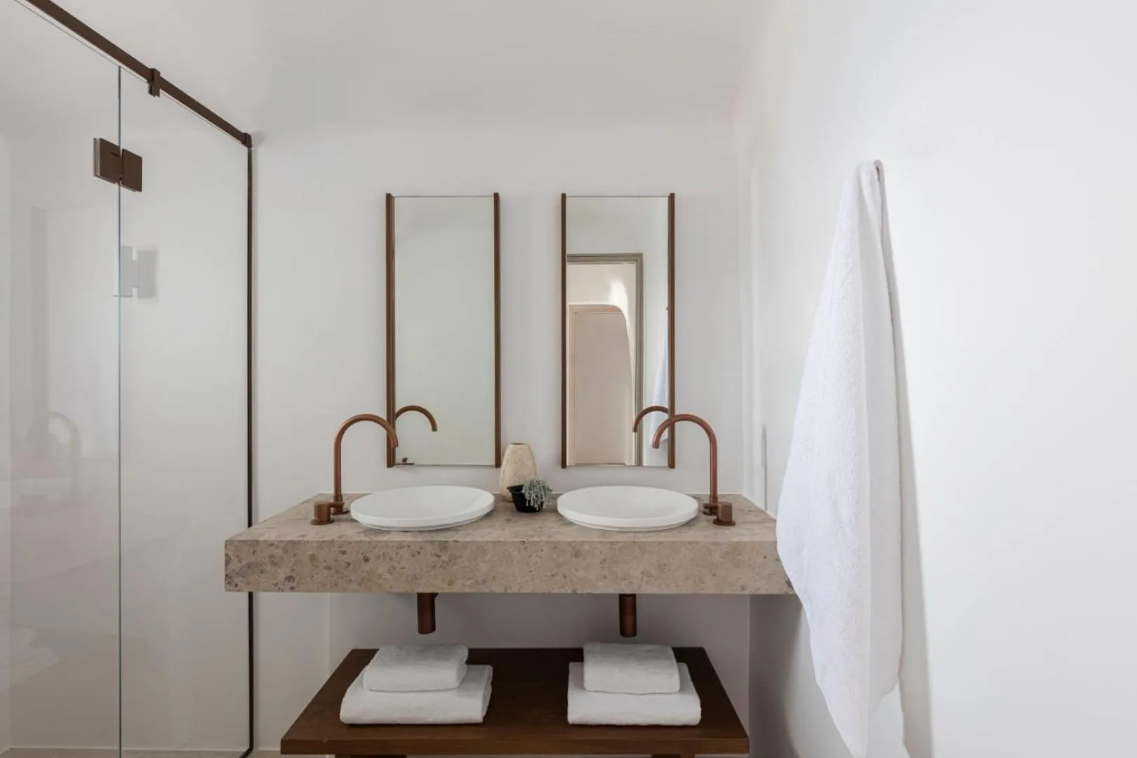 Bathroom in Canaves Ena - Small Luxury Hotels of the World