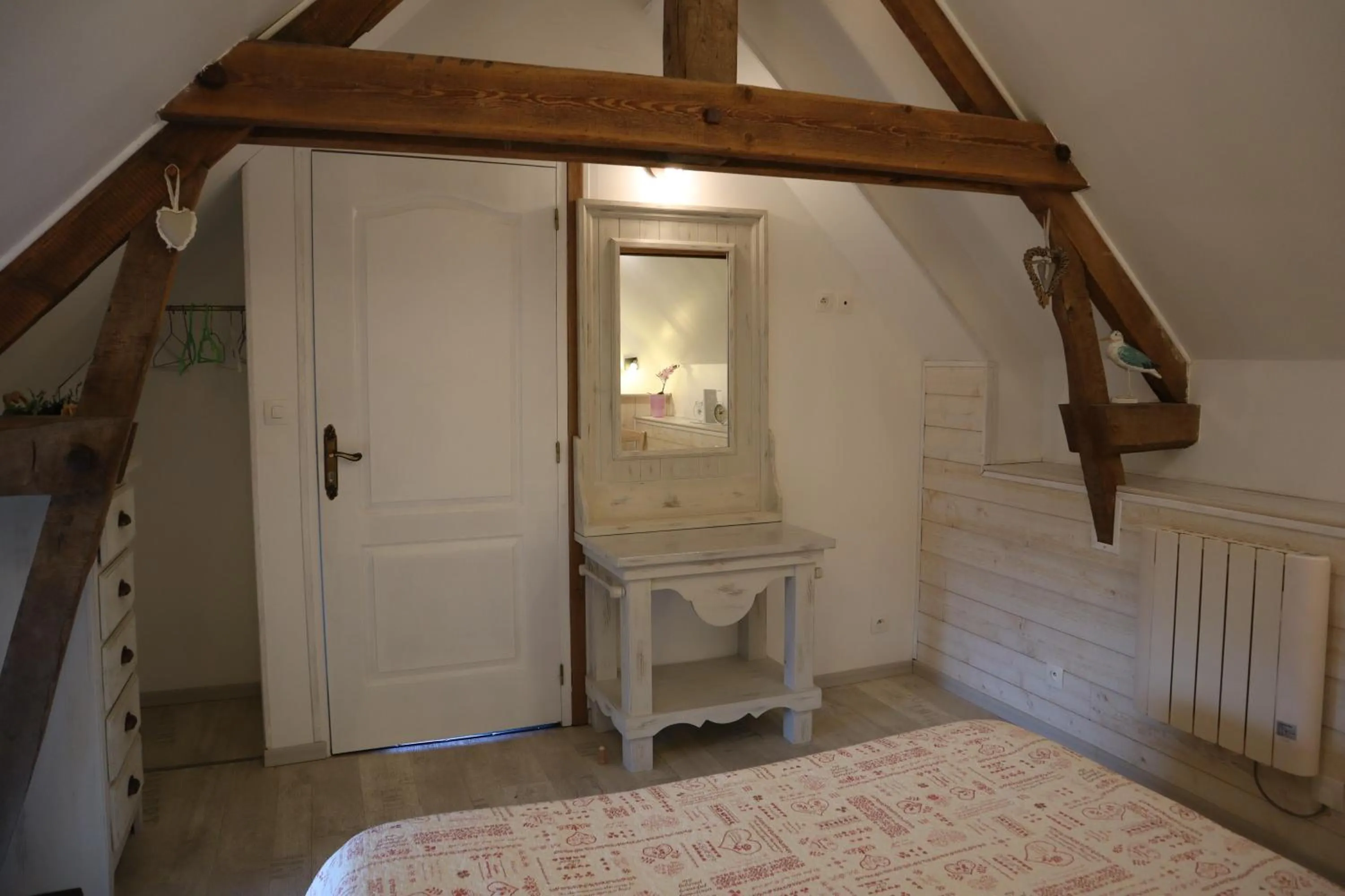 Bedroom, Bed in La Bastide du Moulin - Mont St Michel