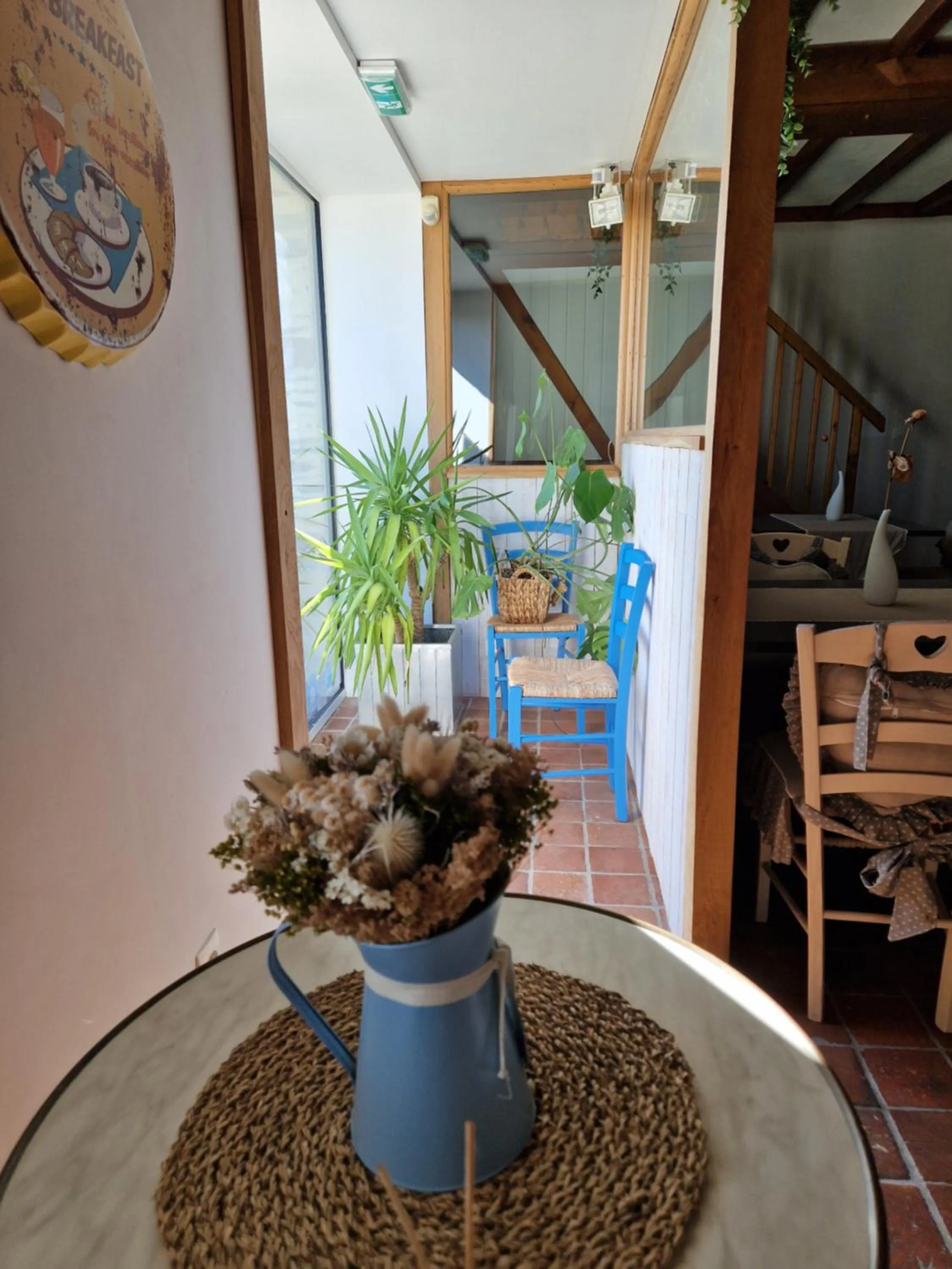 Lobby or reception in La Bastide du Moulin - Mont St Michel