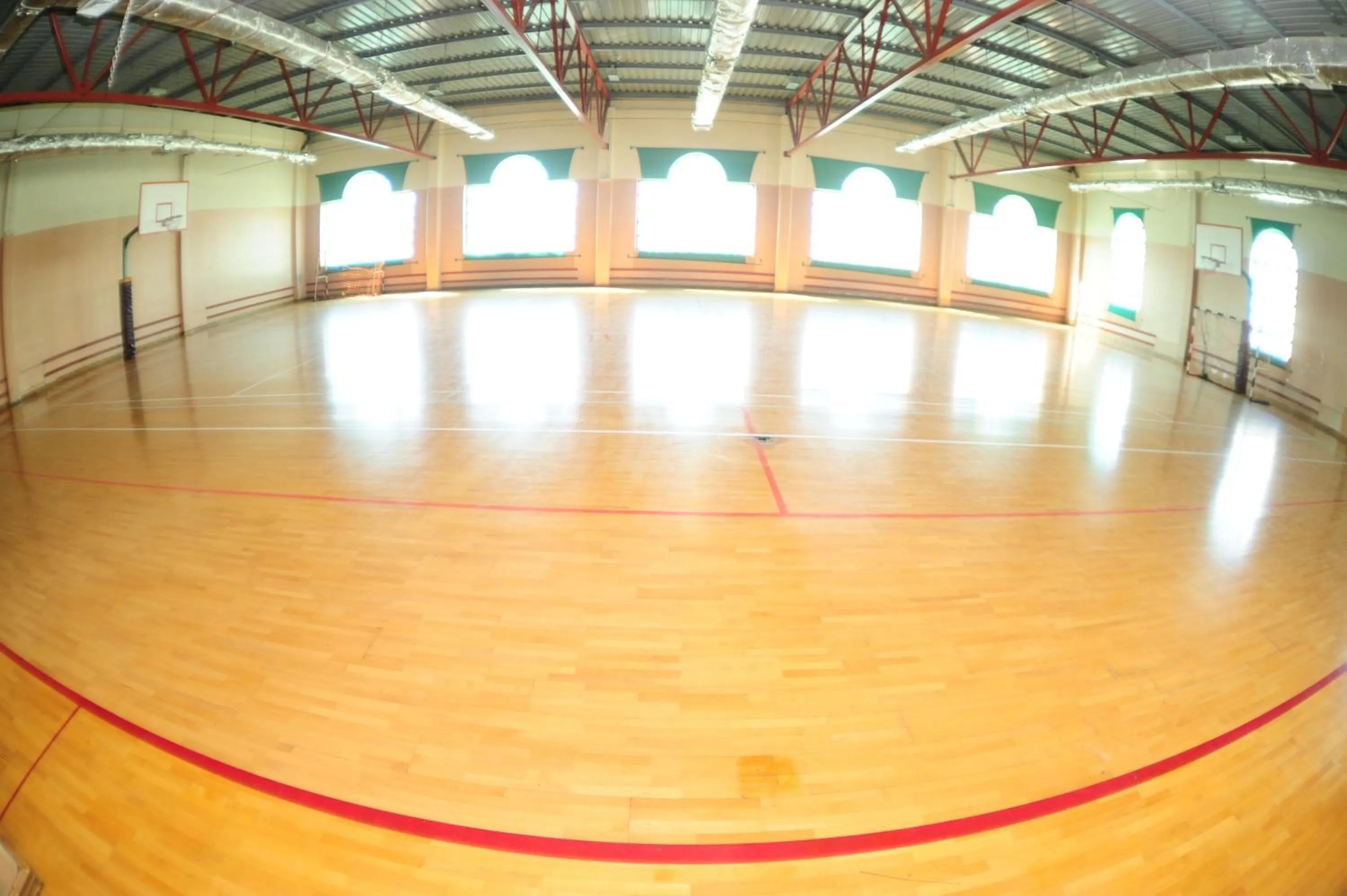 Fitness centre/facilities in Cross Health Spa Center