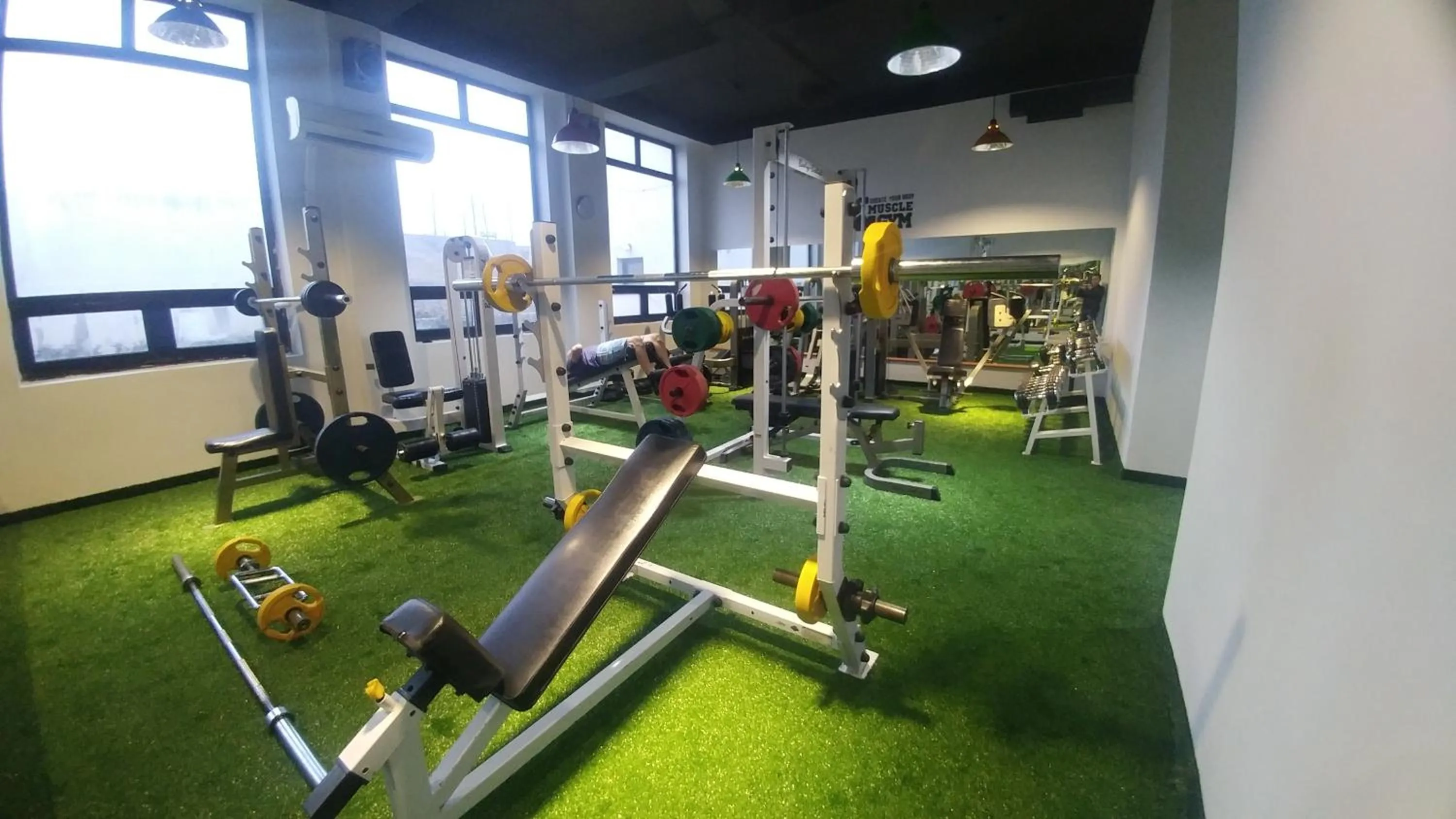 Fitness centre/facilities in Cross Health Spa Center