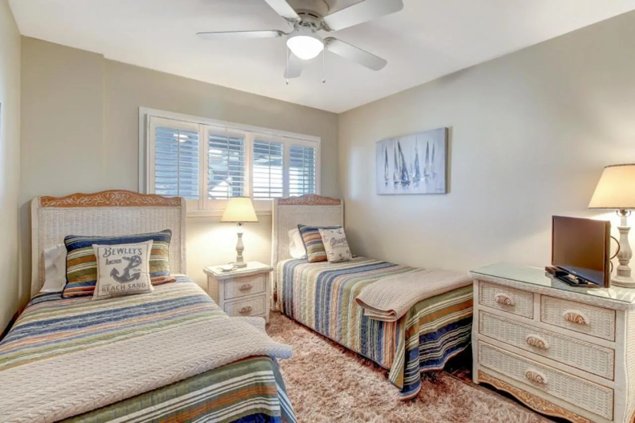 Bed in Oceans Of Amelia