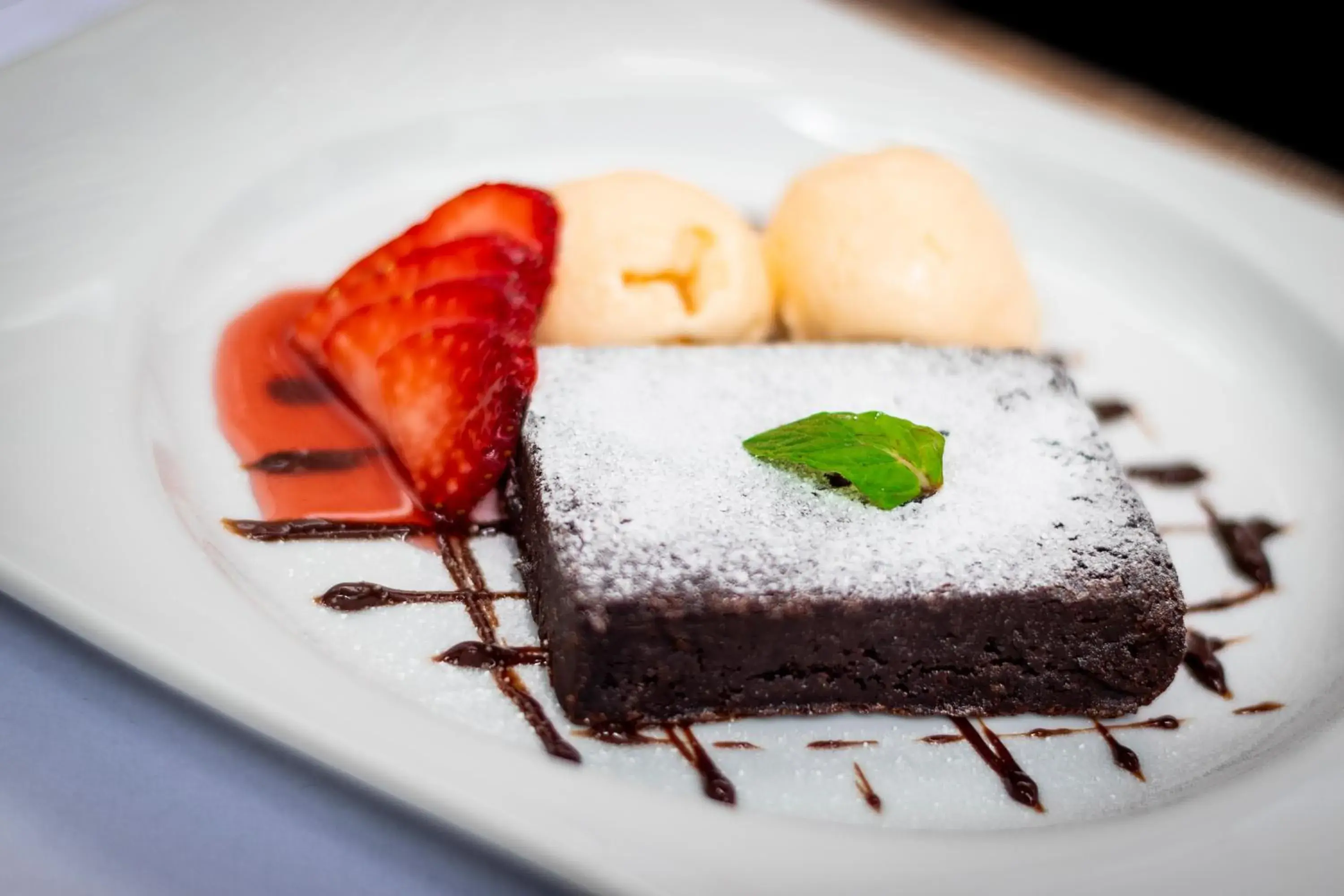 Restaurant/places to eat in Aku Hotels Restaurant/places to eat in Aku Hotels