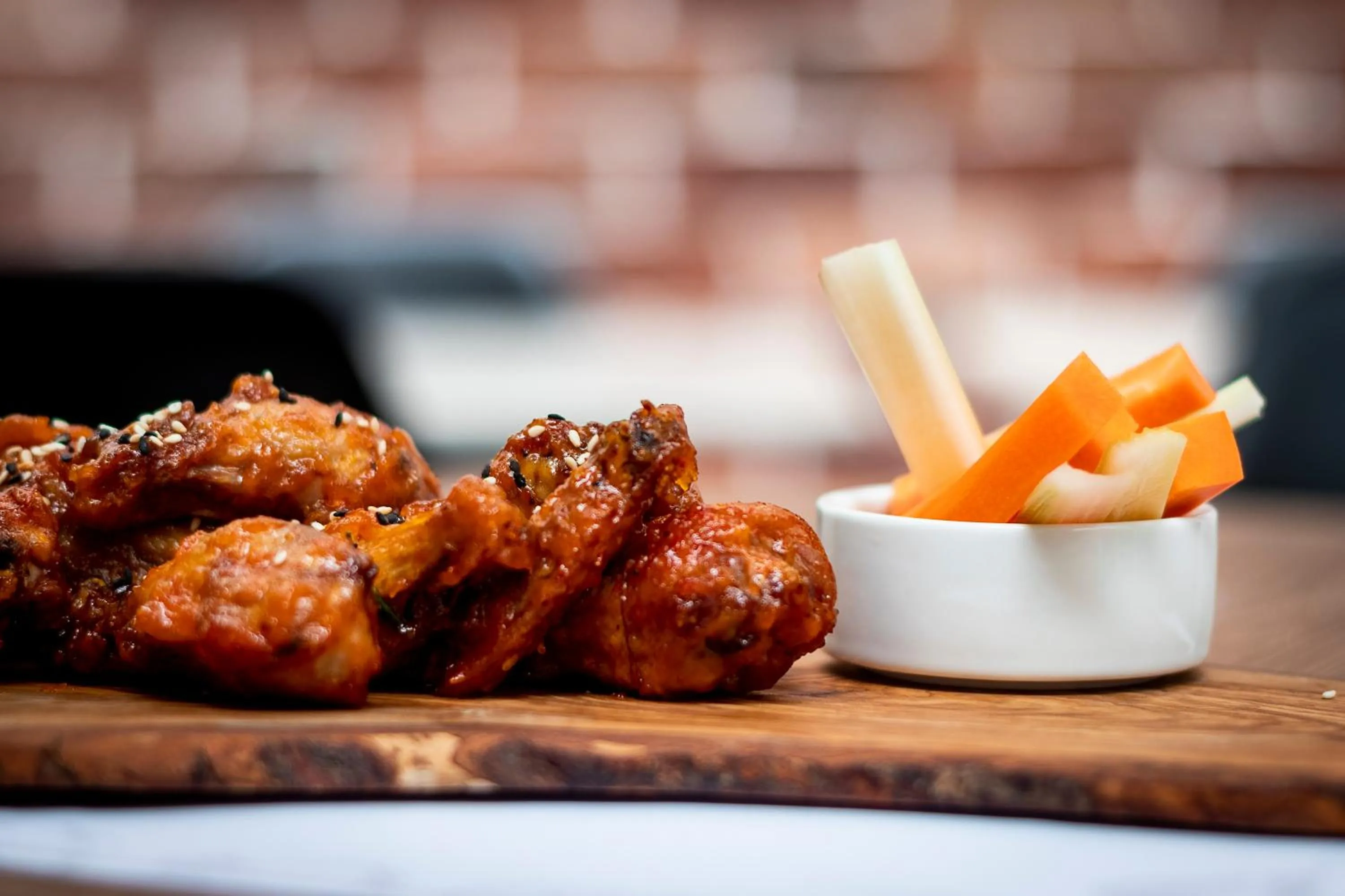 Restaurant/places to eat in Aku Hotels