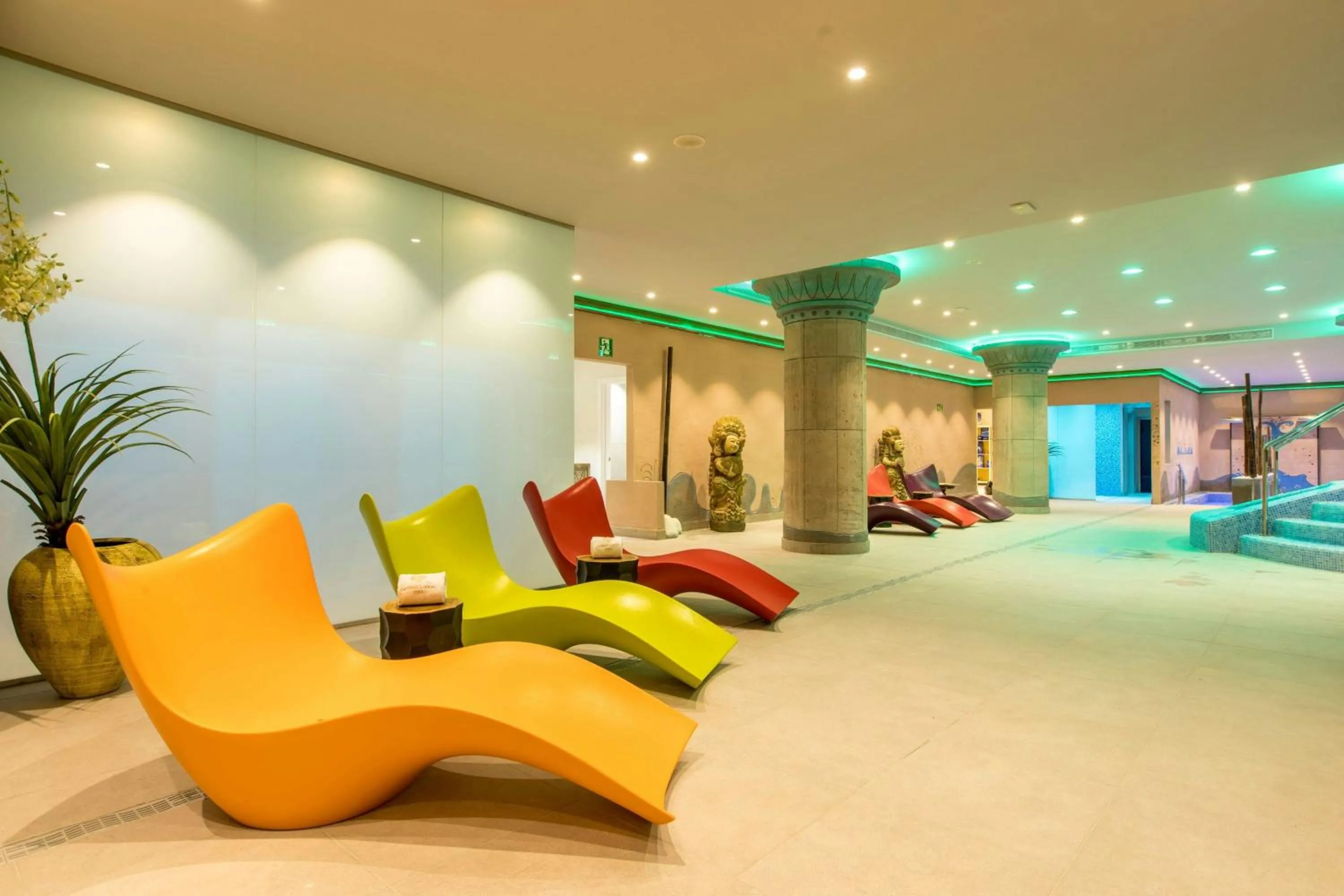 Spa and wellness centre/facilities in Four Points by Sheraton Costa Blanca Villas