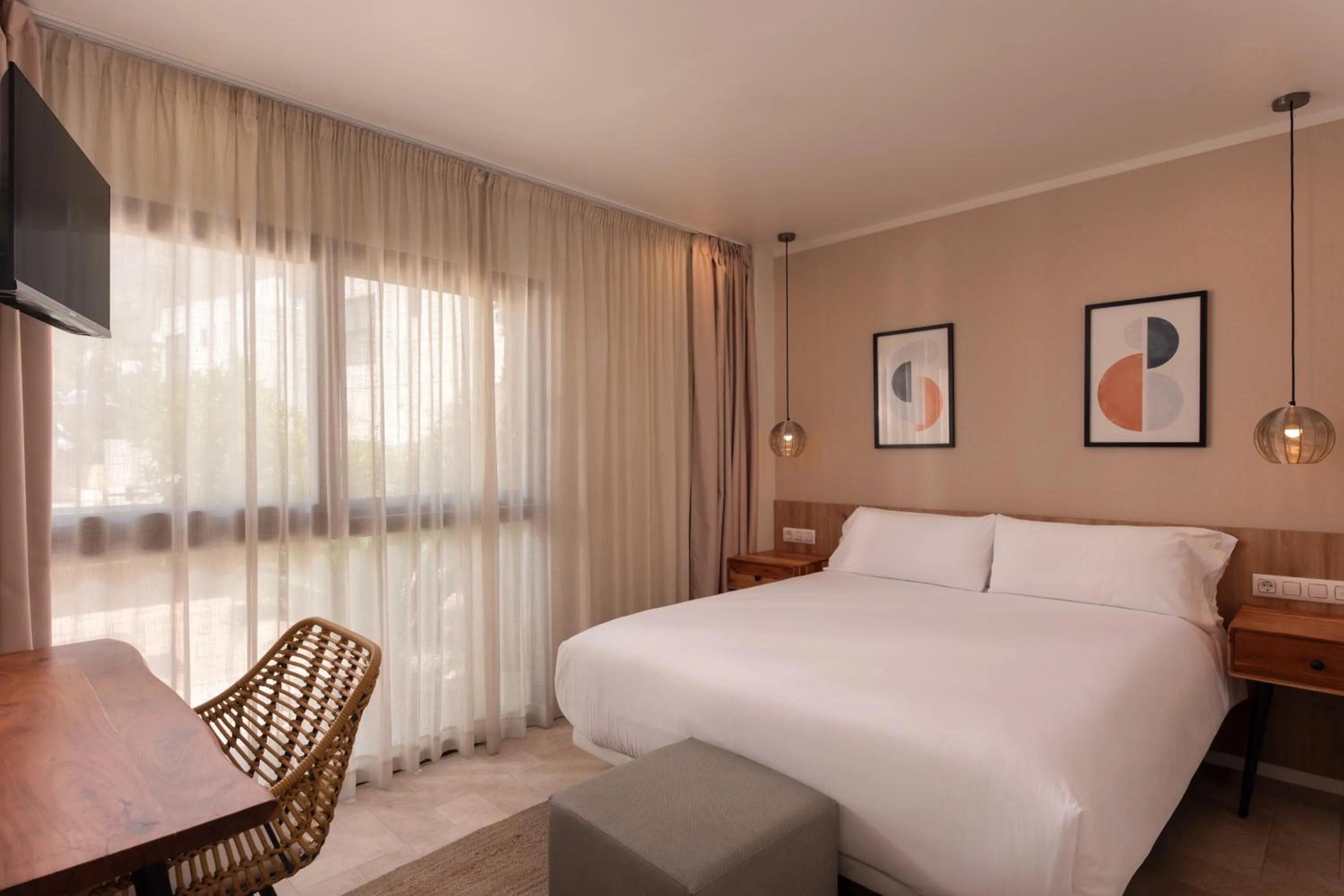 Decorative detail, Bed in Four Points by Sheraton Costa Blanca Villas