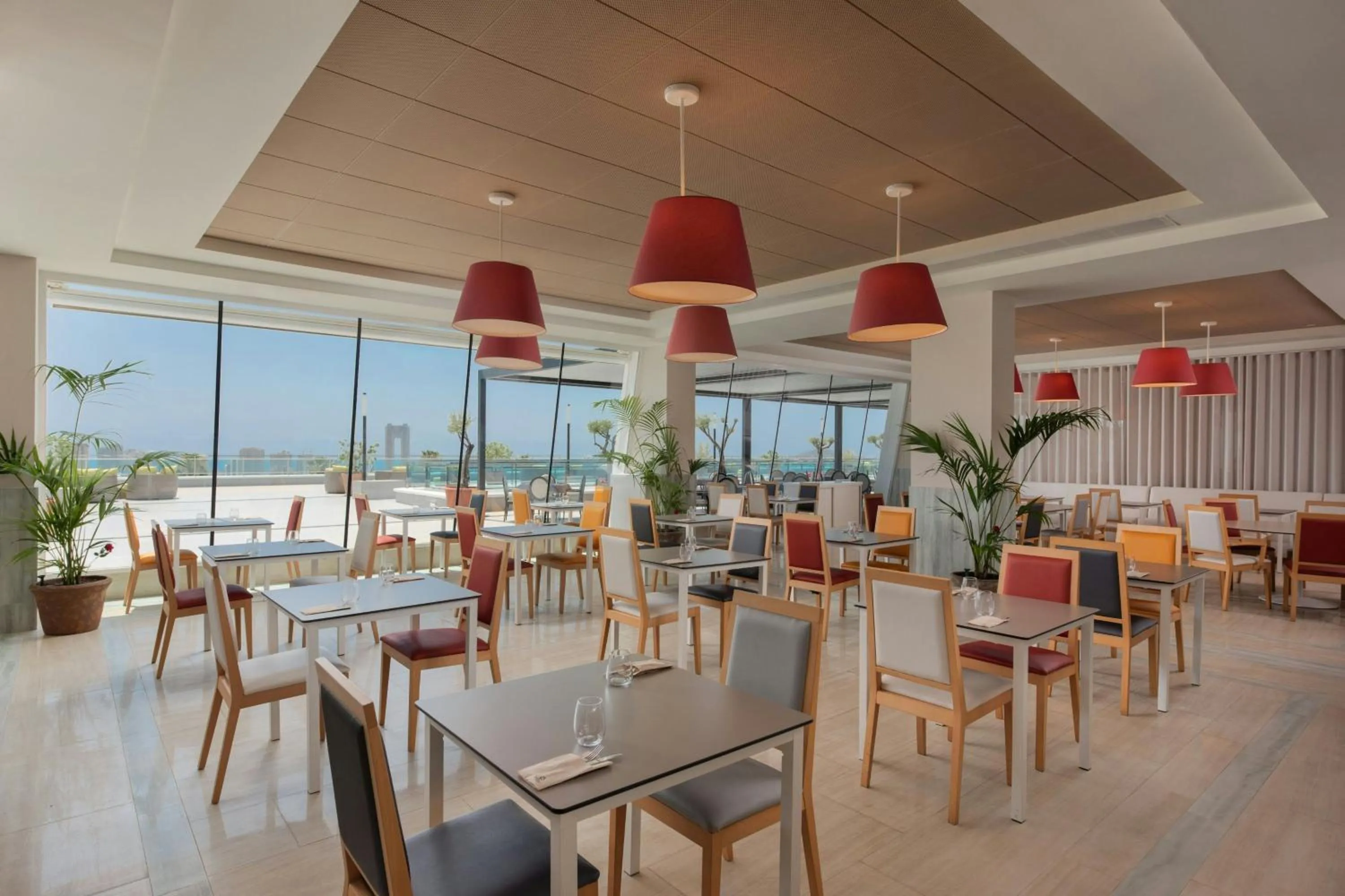 Restaurant/places to eat in Four Points by Sheraton Costa Blanca Villas