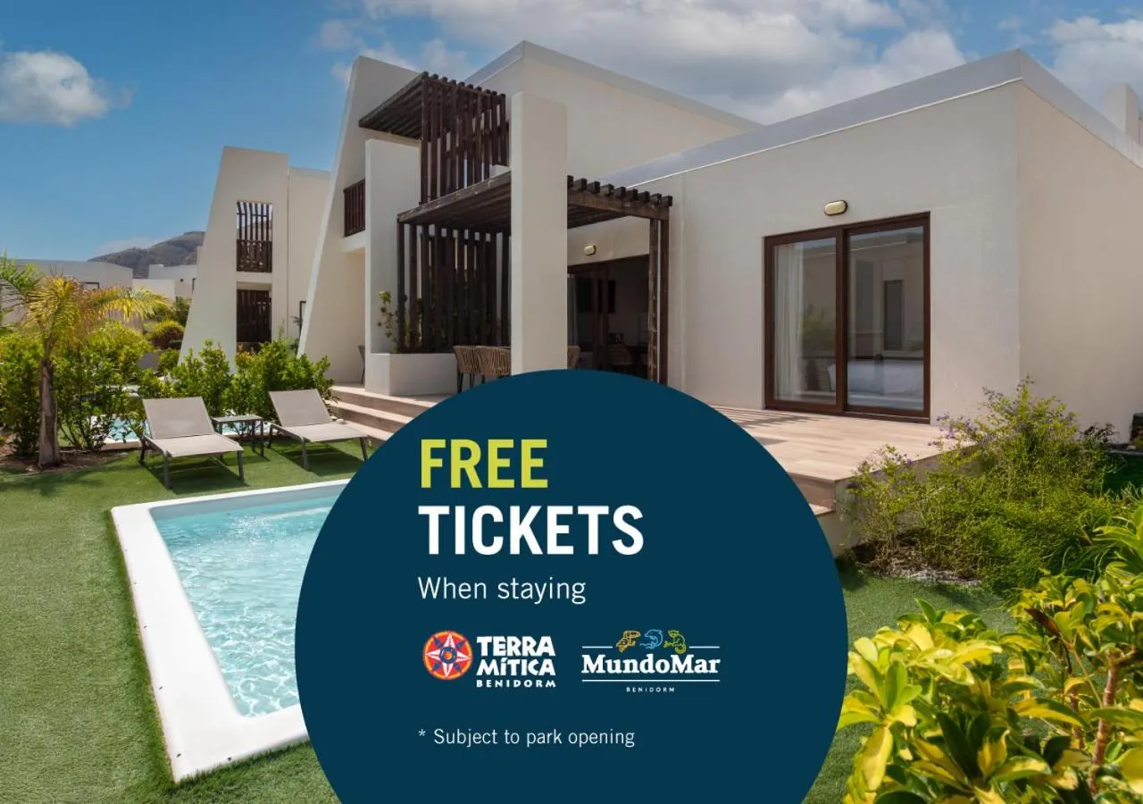 Property building in Four Points by Sheraton Costa Blanca Villas