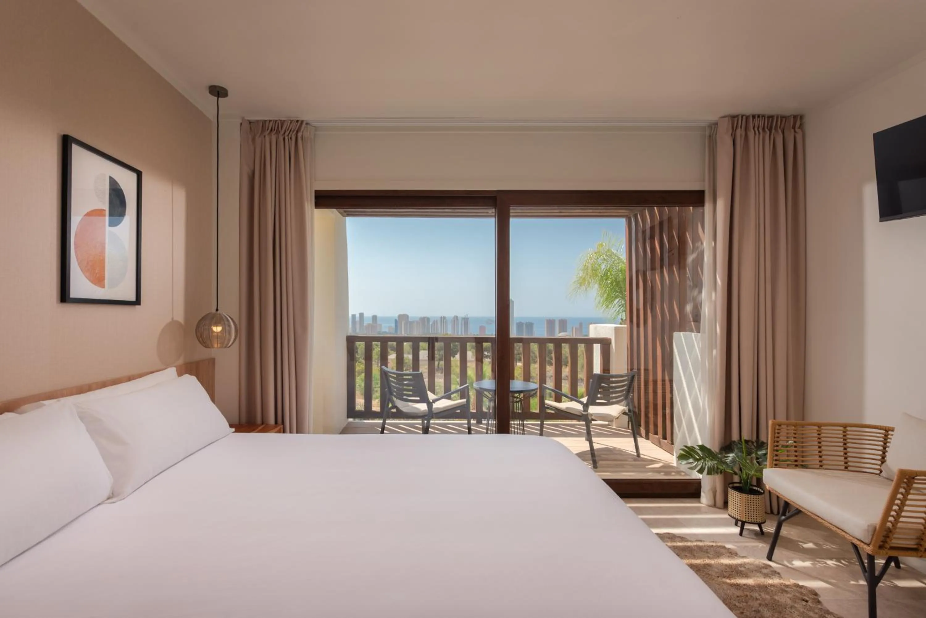 Sea view, Bed in Four Points by Sheraton Costa Blanca Villas