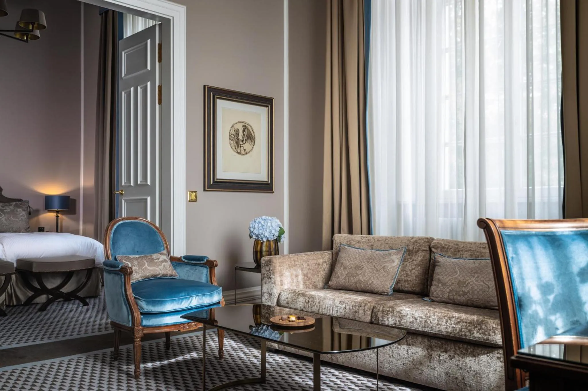 Living room, Bed in Althoff Grandhotel Schloss Bensberg