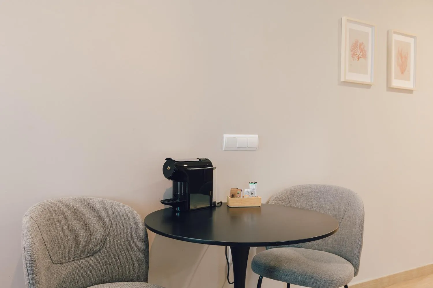 Palau Suites & Apartments