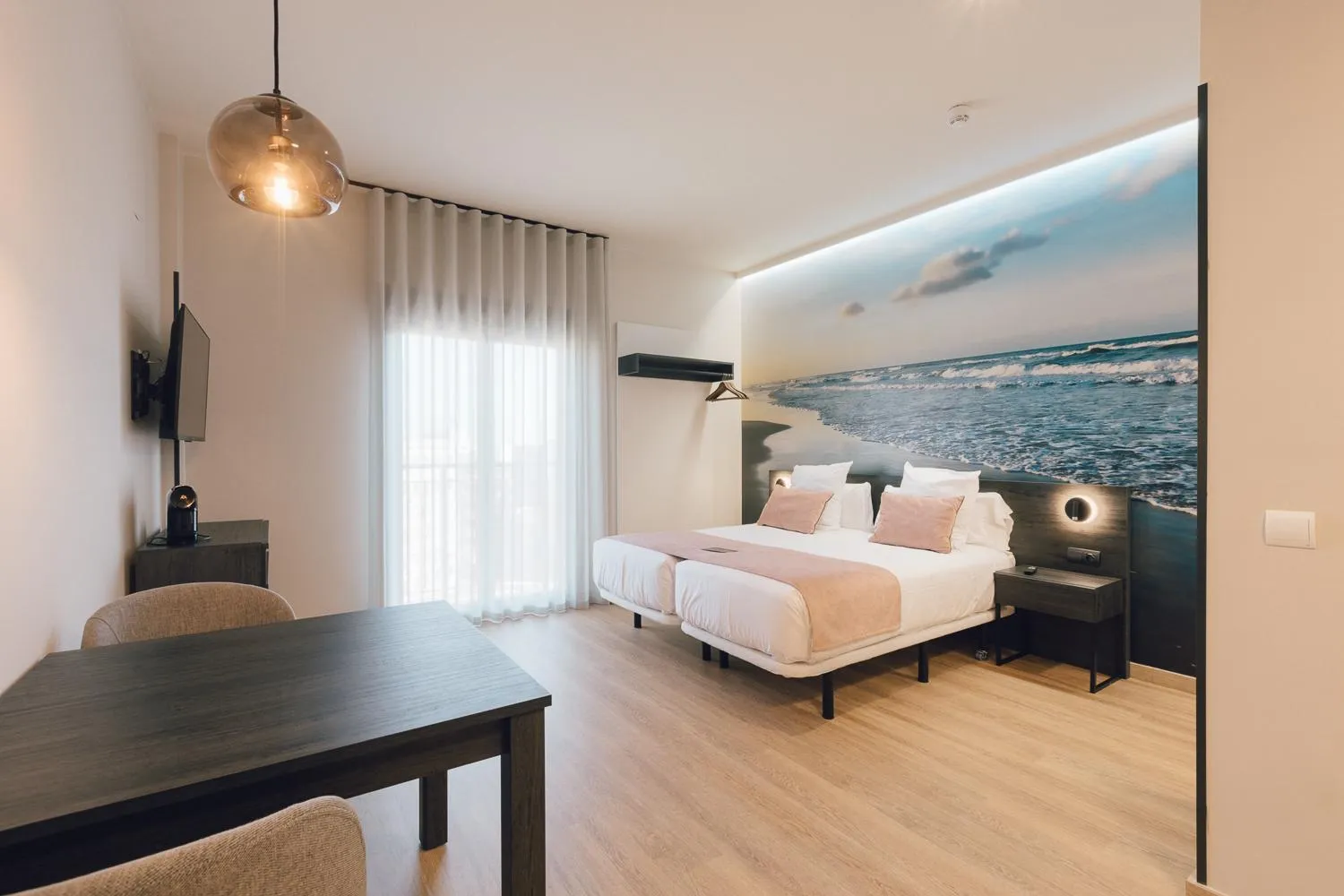 Bed in Palau Suites & Apartments