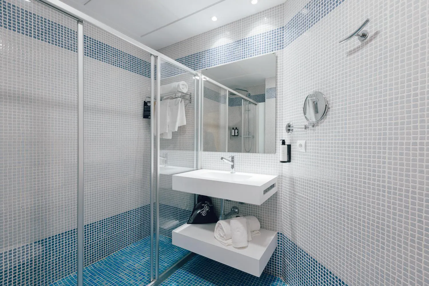 Palau Suites & Apartments