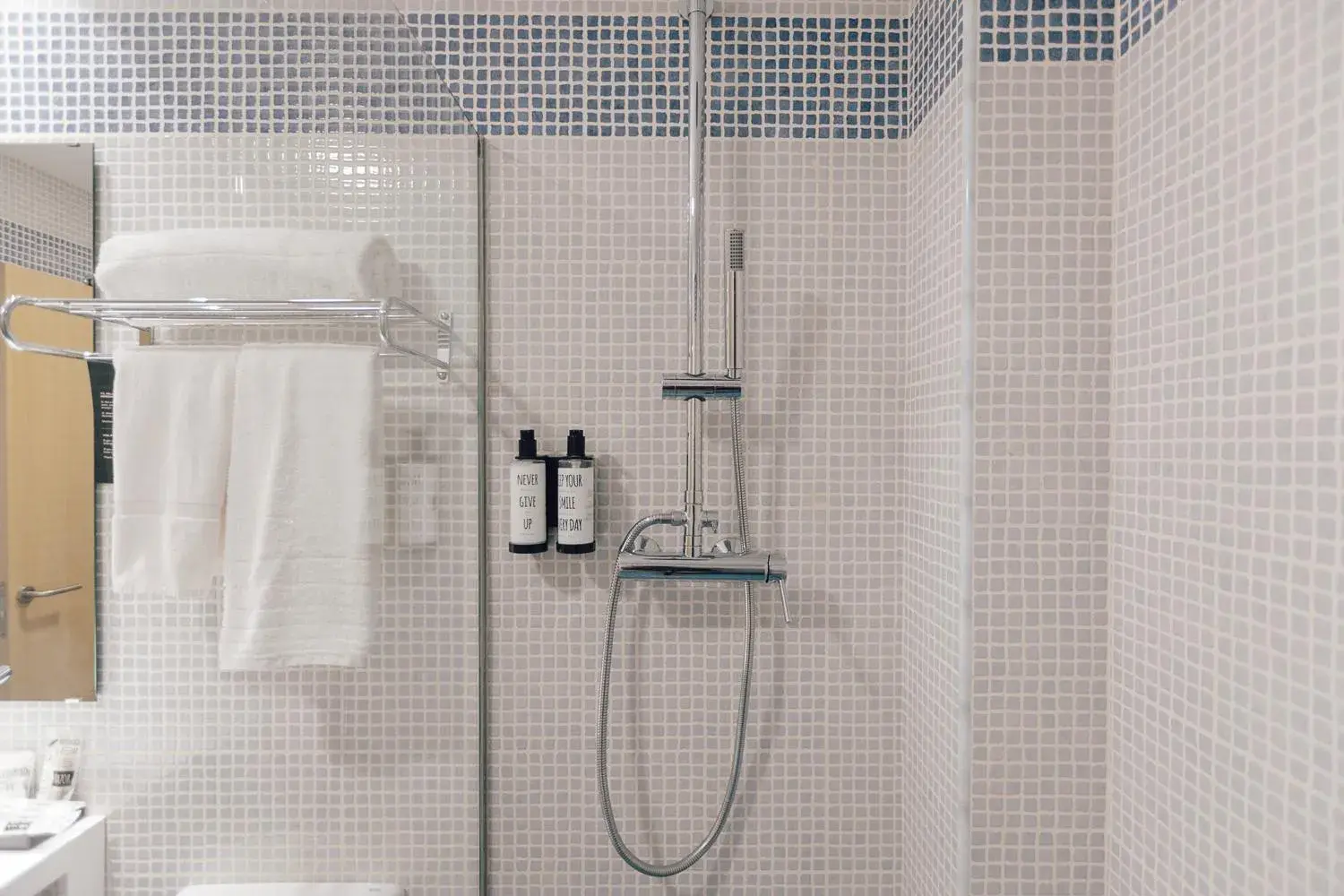 Palau Suites & Apartments Palau Suites & Apartments