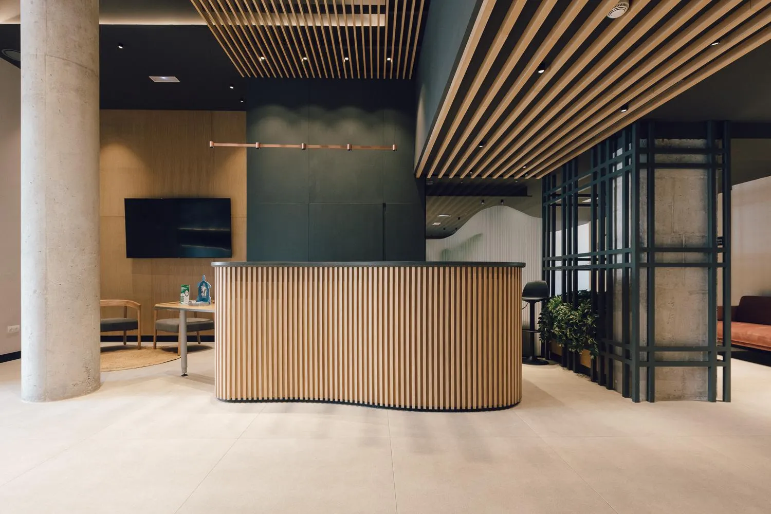 Palau Suites & Apartments