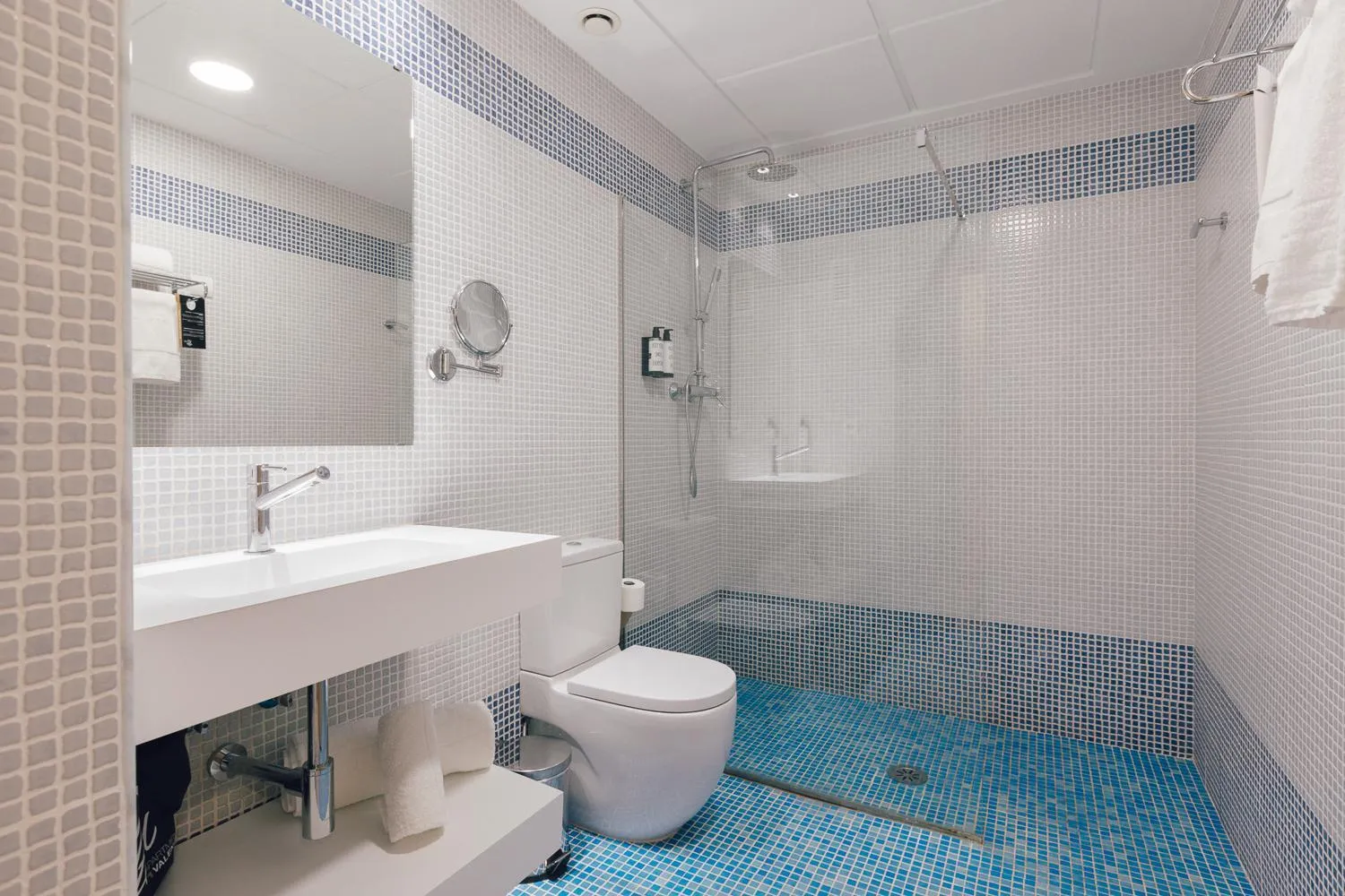 Palau Suites & Apartments