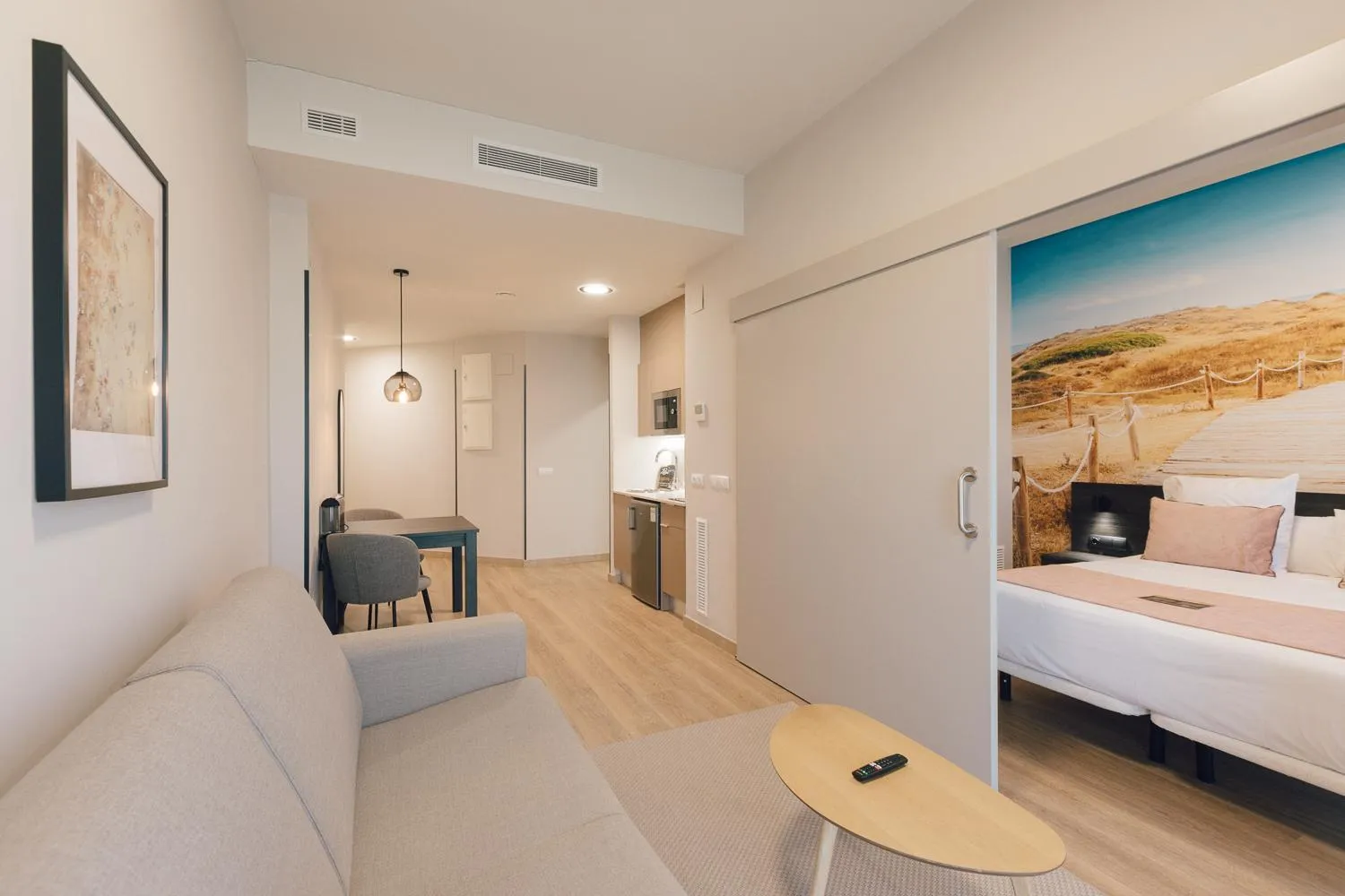 Bed in Palau Suites & Apartments