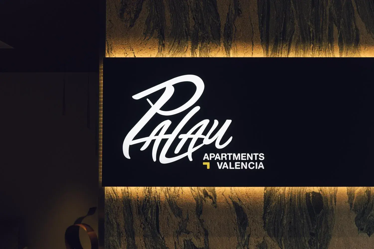 Palau Suites & Apartments Palau Suites & Apartments