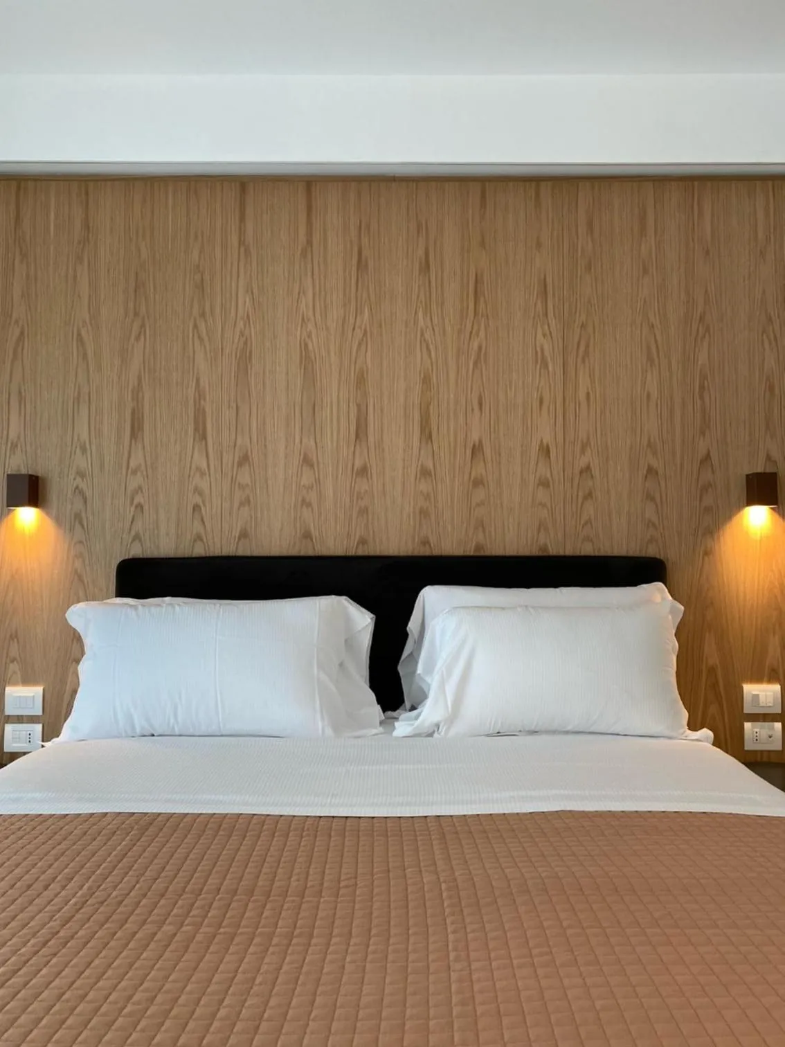 Bed in Le Stanze del Lago Lake View