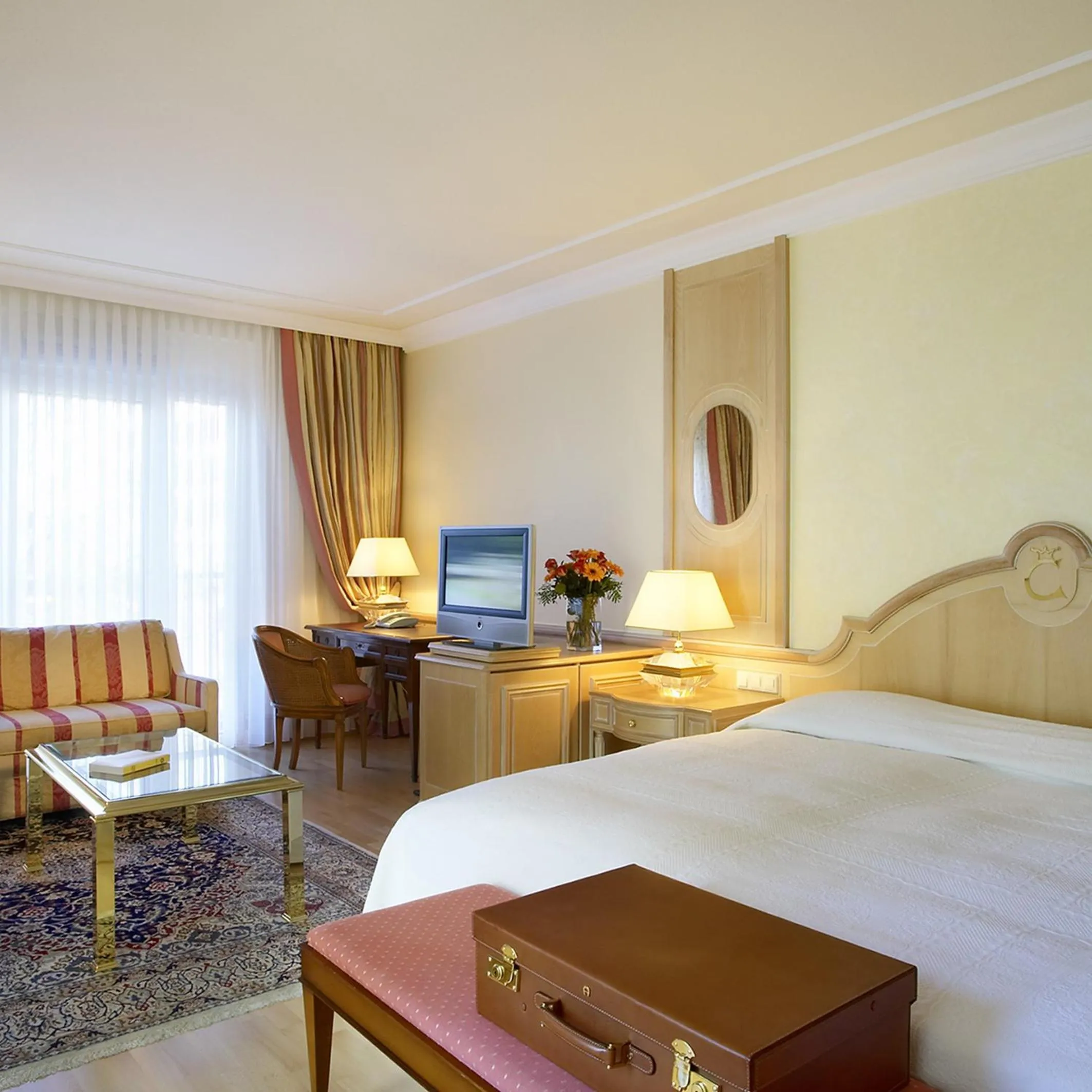 Bedroom, Bed in Colombi Hotel