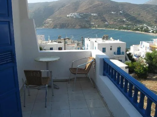 Karkisia Hotel