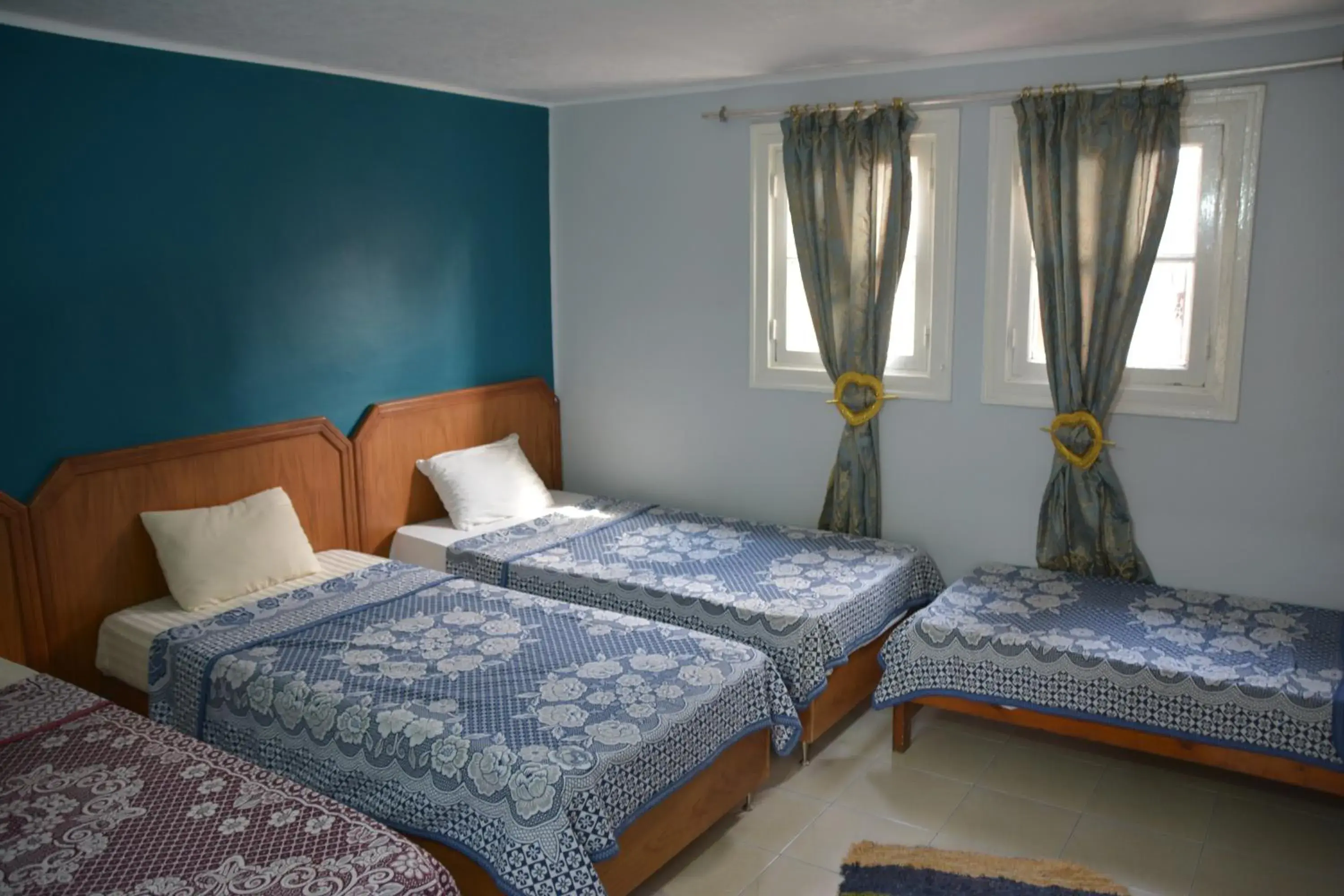 Quadruple Room with Shared Bathroom in Dahab Hostel Quadruple Room with Shared Bathroom in Dahab Hostel