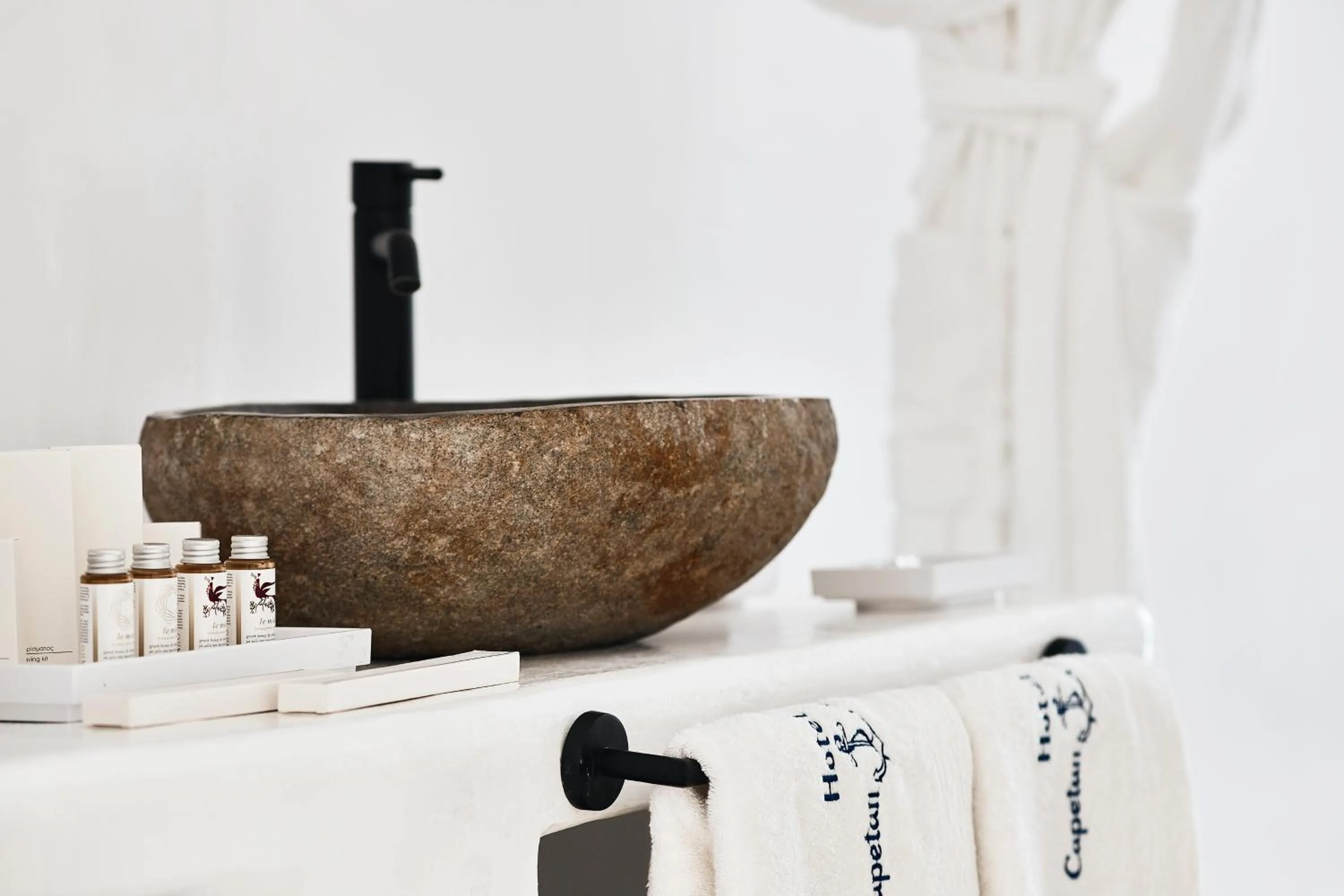 Bathroom in Capetan Giorgantas