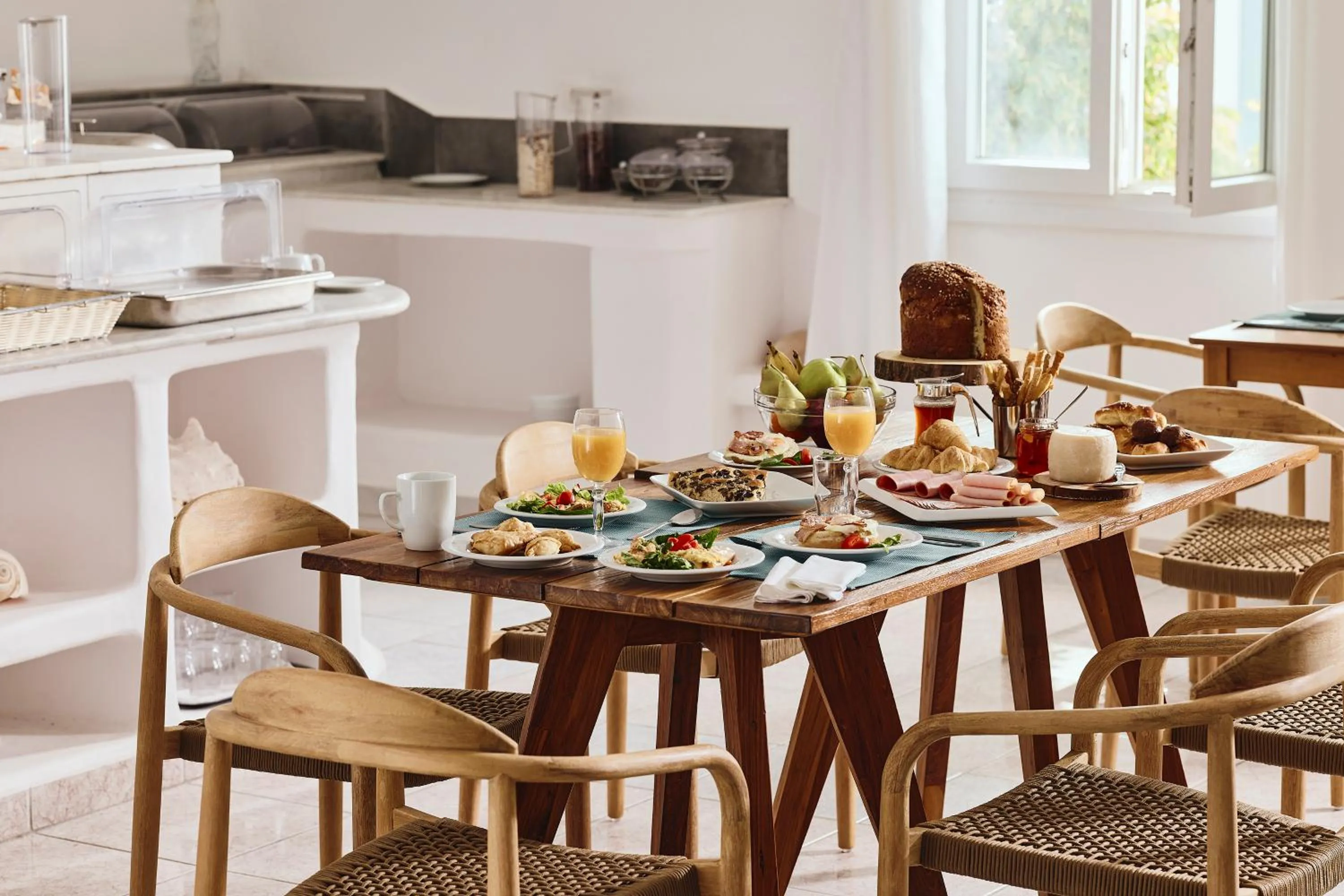 Breakfast in Capetan Giorgantas