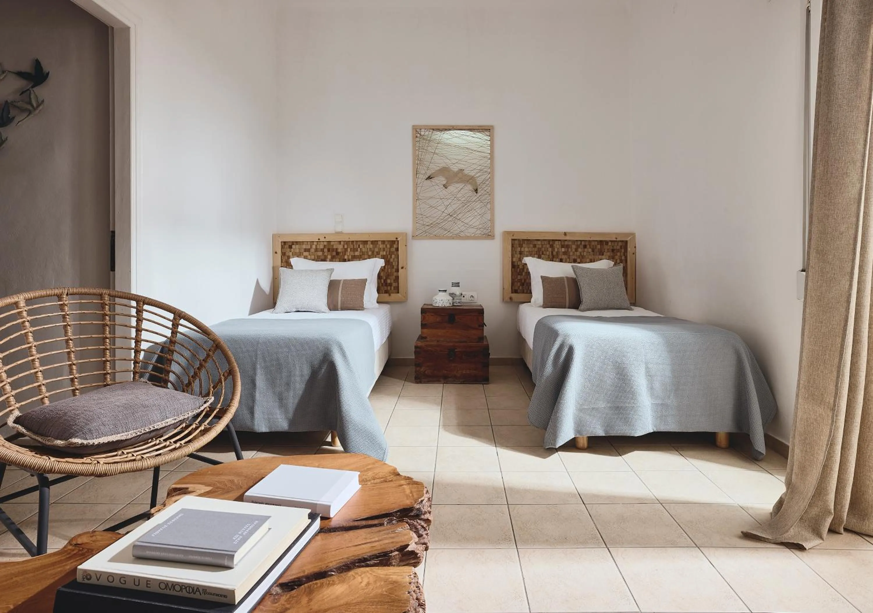 Photo of the whole room, Bed in Capetan Giorgantas