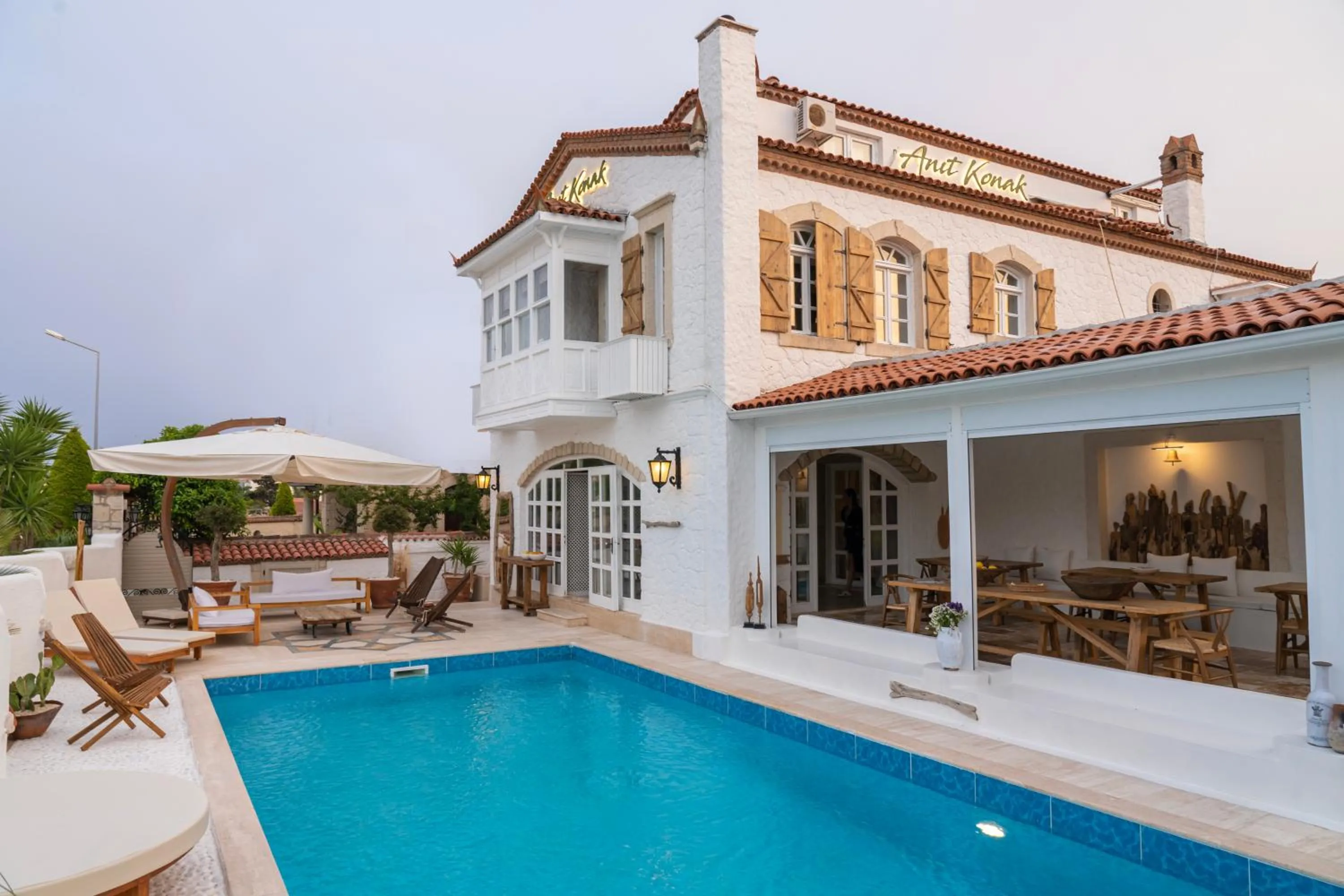 Anıt Konak