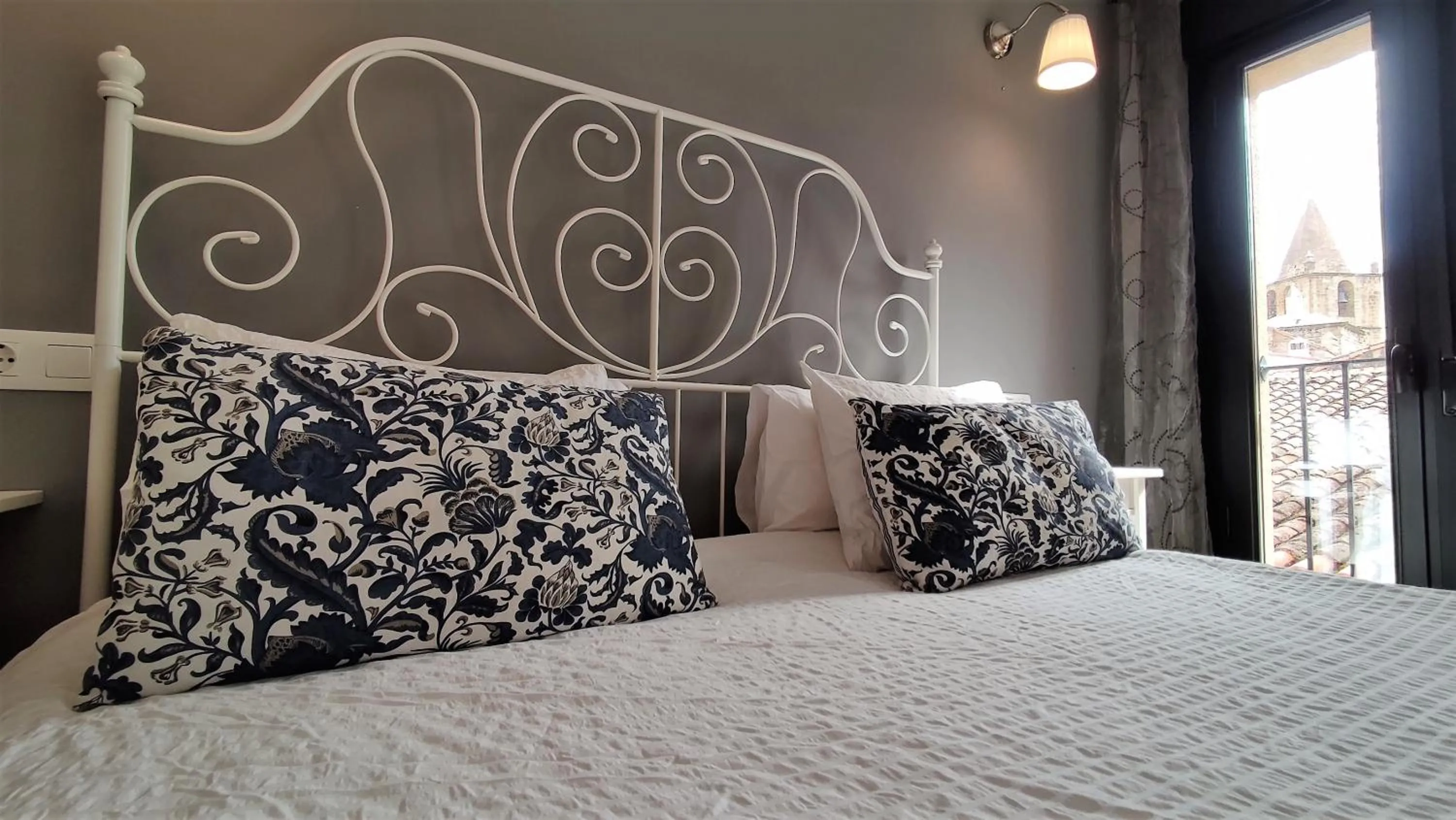 Two-Bedroom Apartment with Balcony in Apartamentos Turísticos ENCANTO