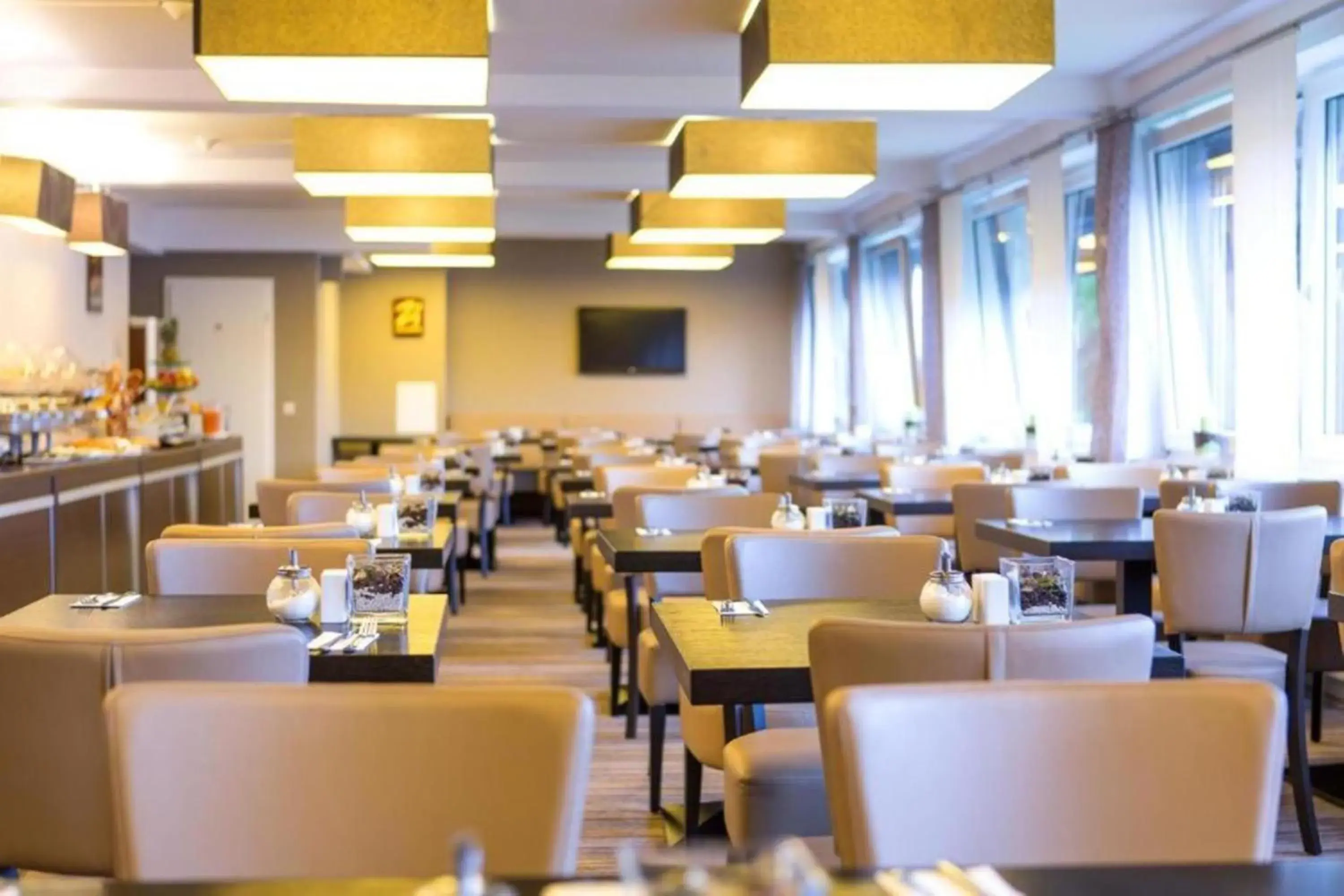 Breakfast in Hotel am Karlstor Breakfast in Hotel am Karlstor