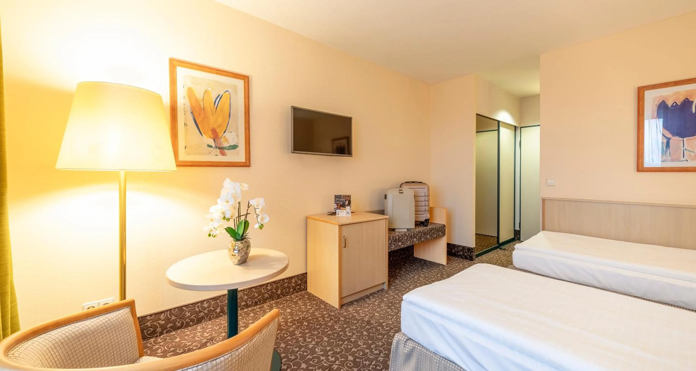 Photo of the whole room, Bed in PLAZA INN Chemnitz