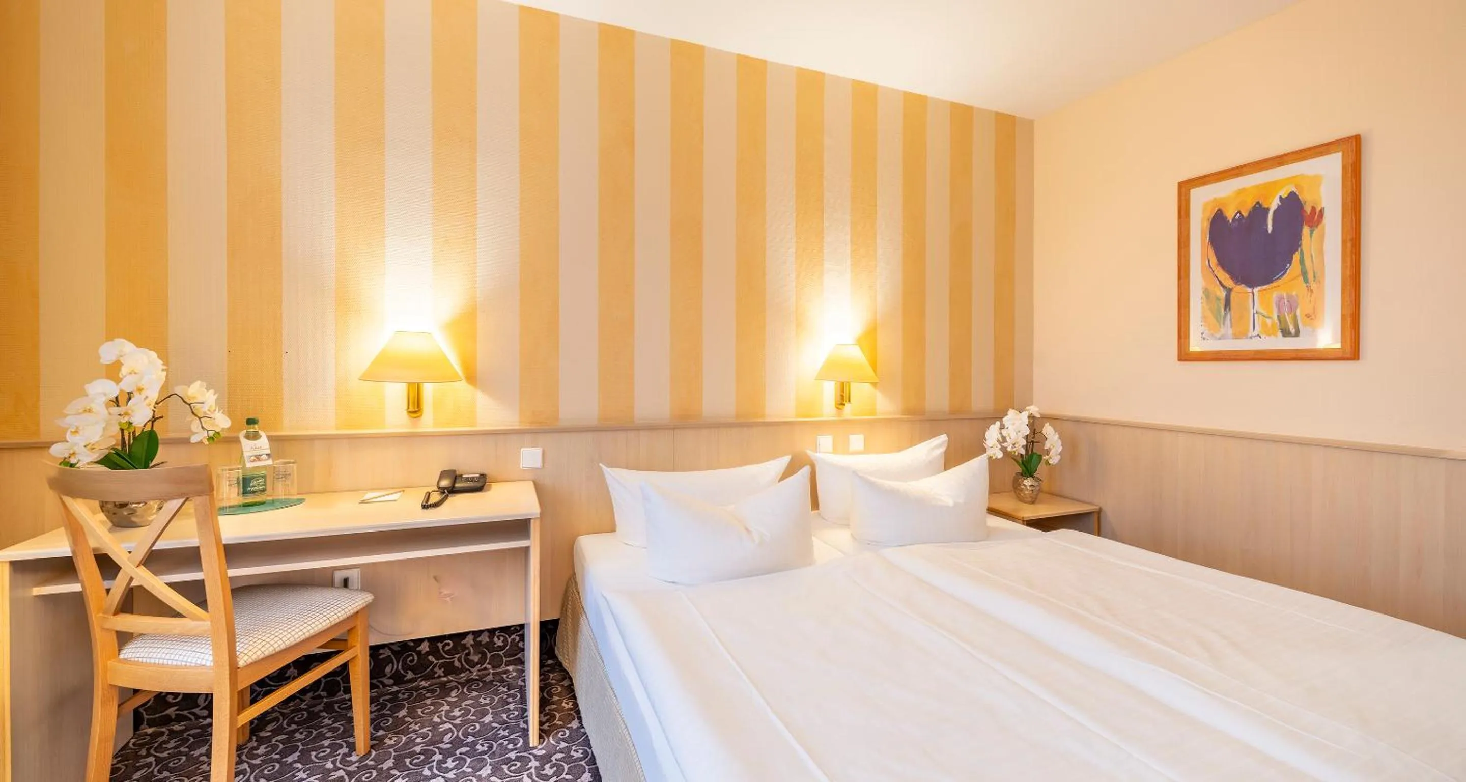 Photo of the whole room, Bed in PLAZA INN Chemnitz