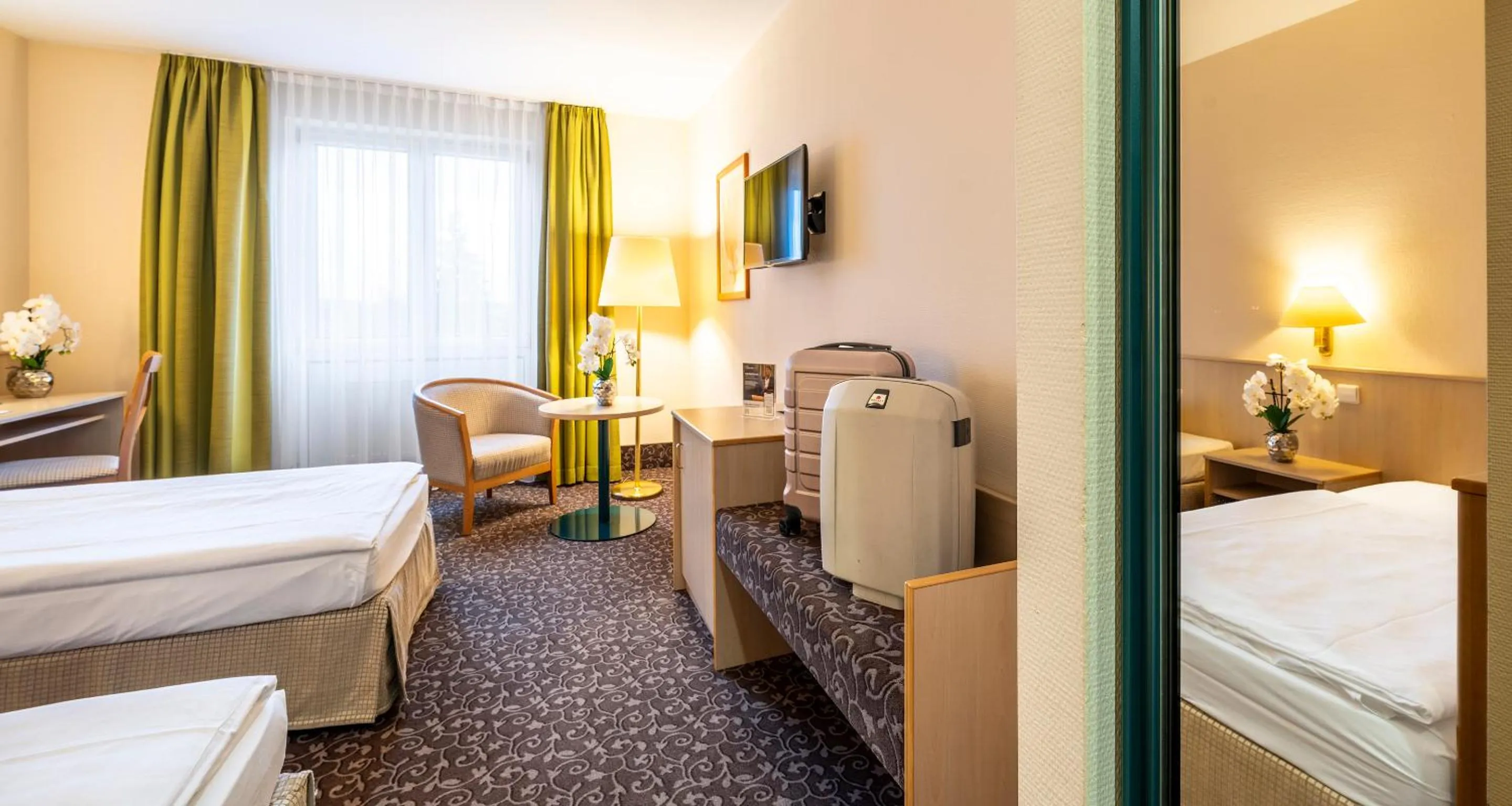 Photo of the whole room, Bed in PLAZA INN Chemnitz