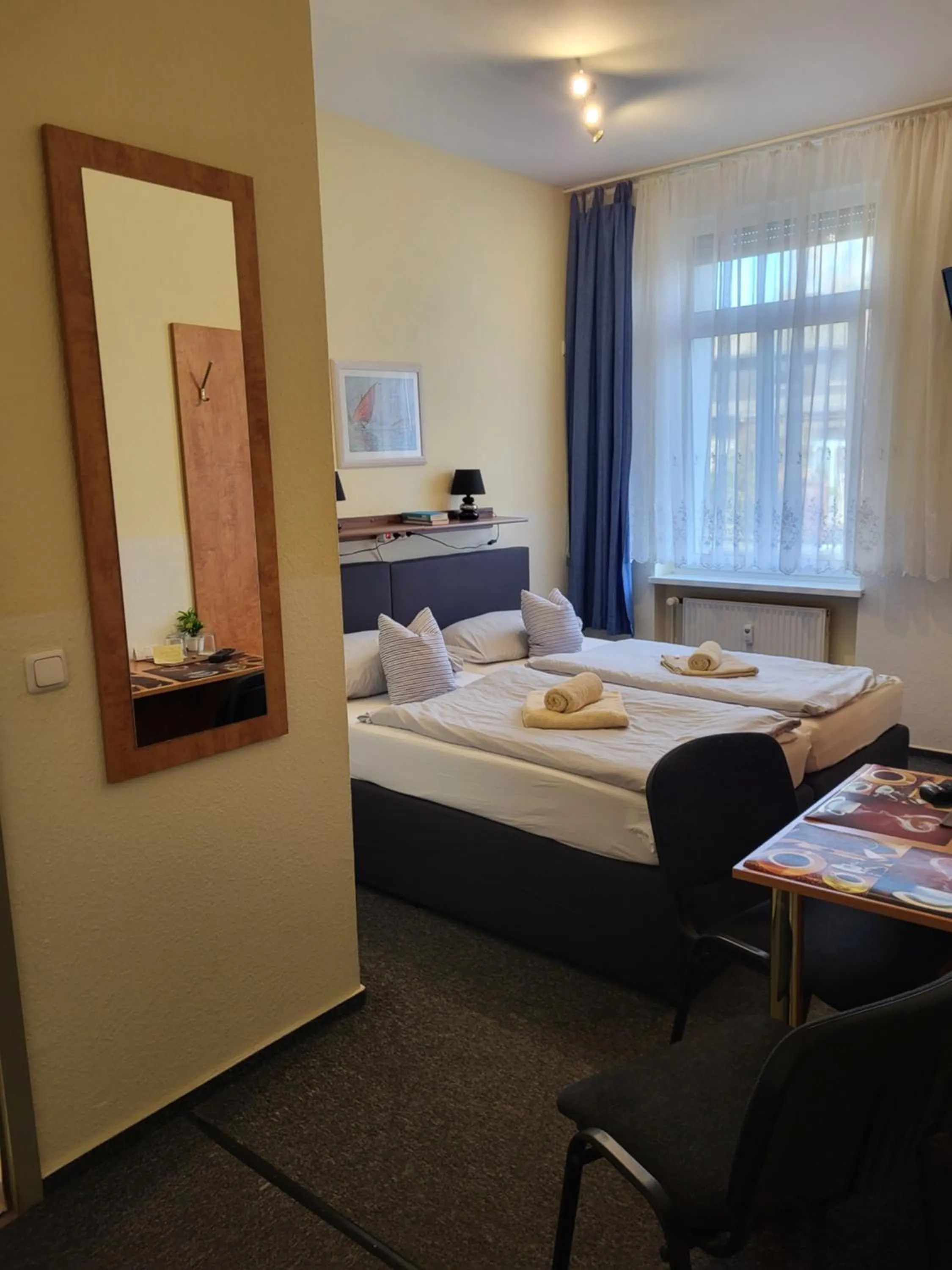 Photo of the whole room, Bed in Pension Hubertus