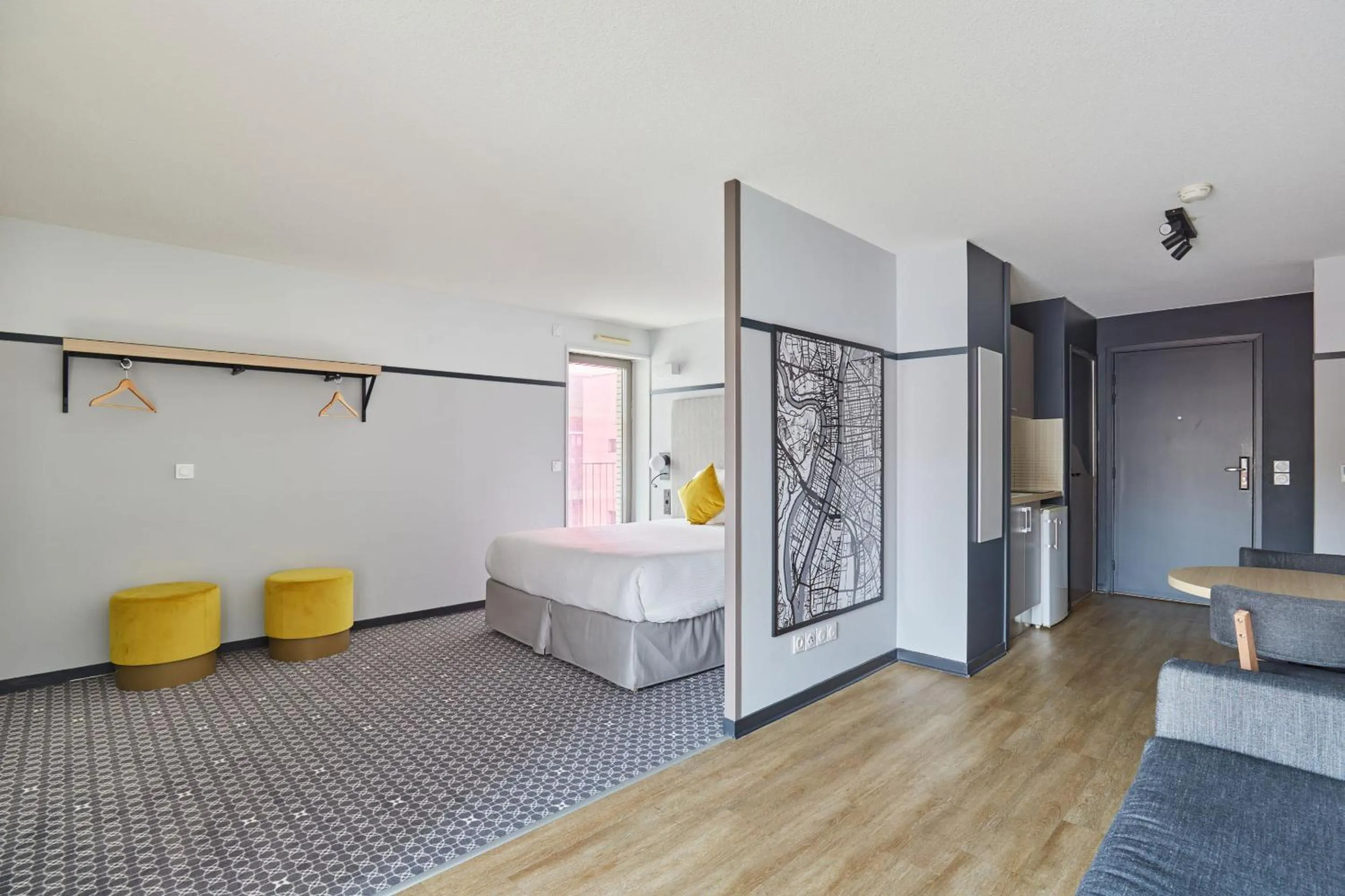 Photo of the whole room, Bed in Appart'hôtel Odalys City - Lyon Centre Confluence